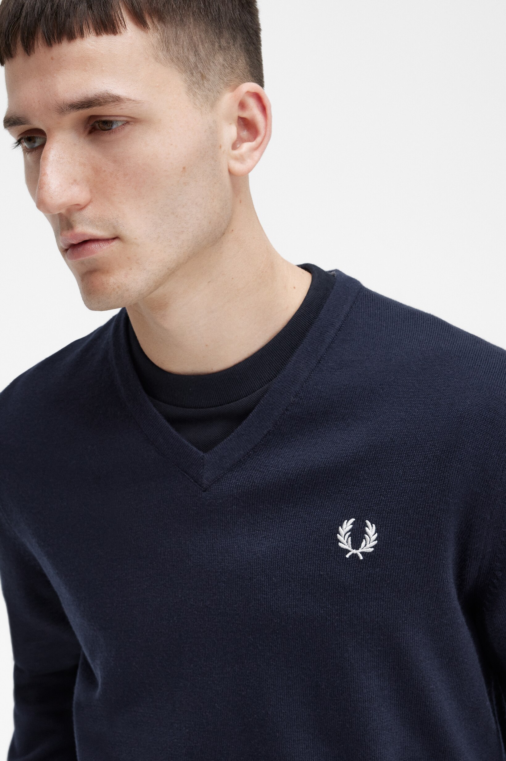 Camisola clássica com decote em 'V' Azul-marinho-3