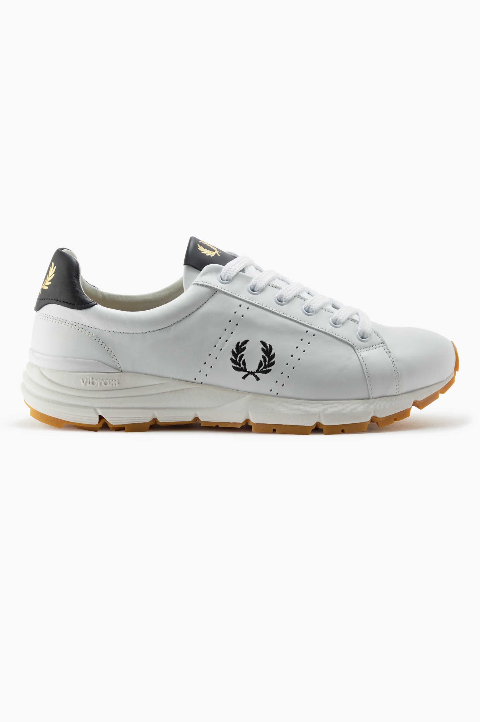 Imagem 0 de Sapatilha unisexo, em pele Fred Perry