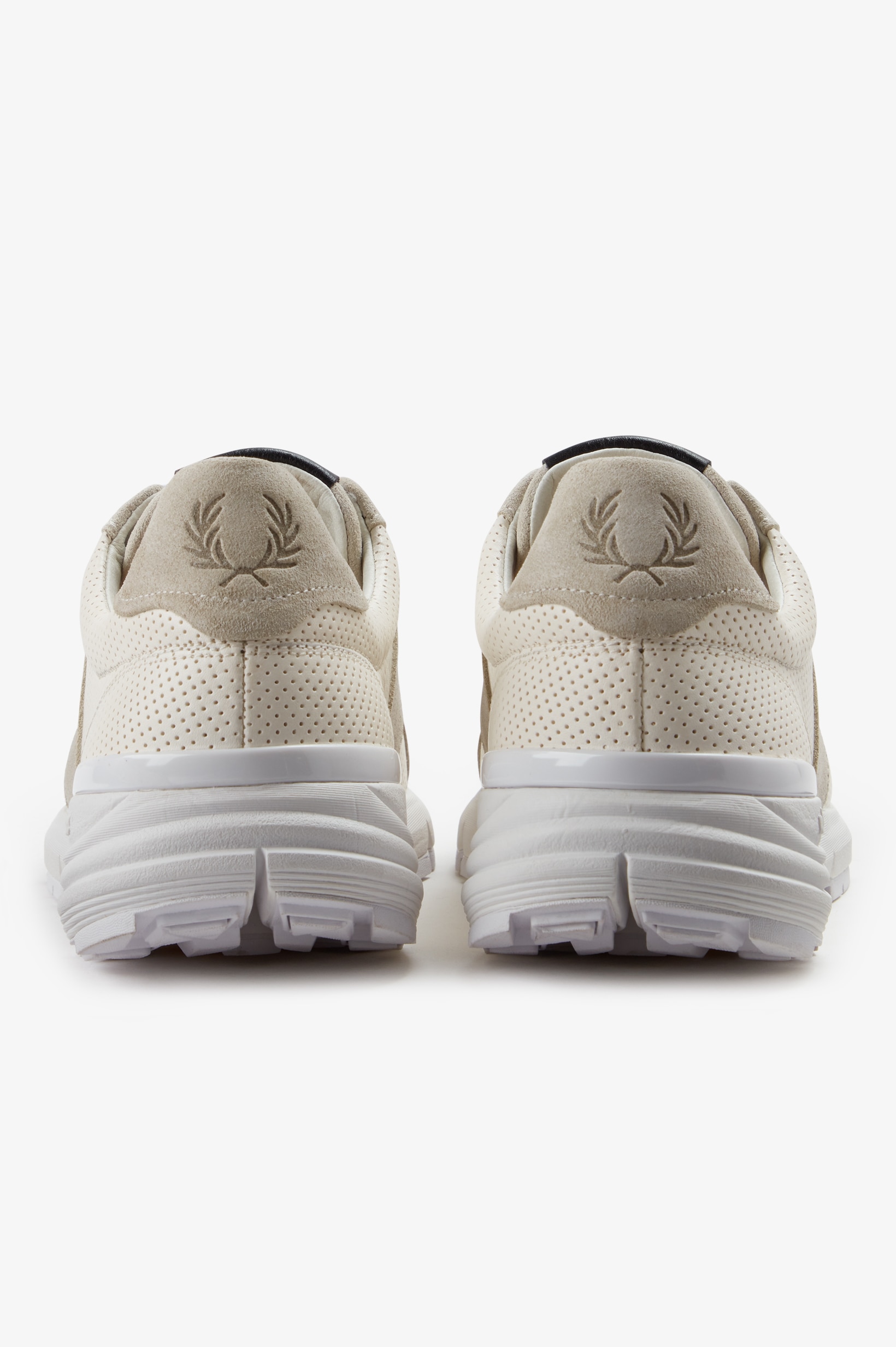 Sapatilha unisexo, em pele Fred Perry Branco-5
