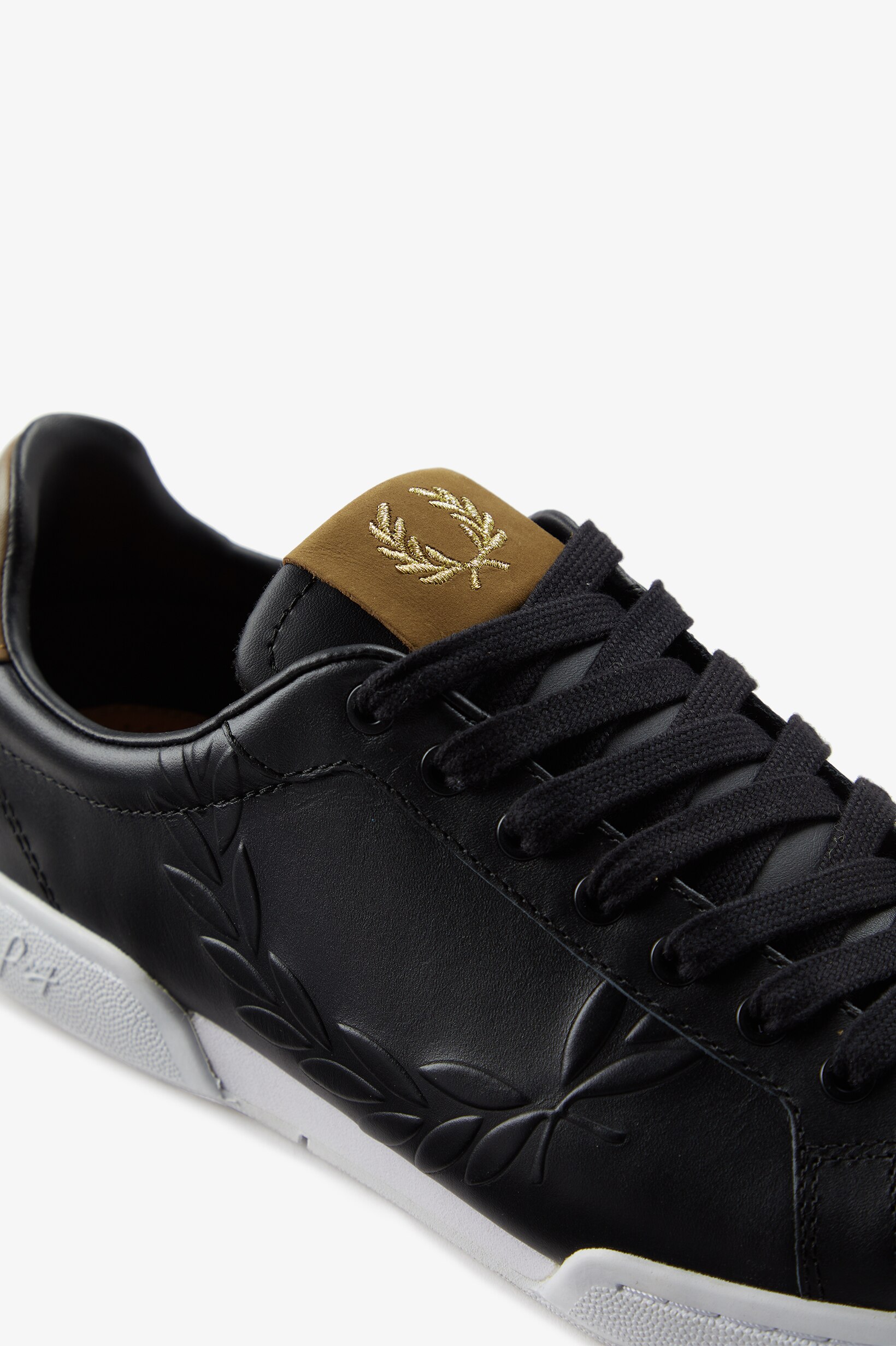Sapatilha unisexo 'B722' em pele Fred Perry Preto-6