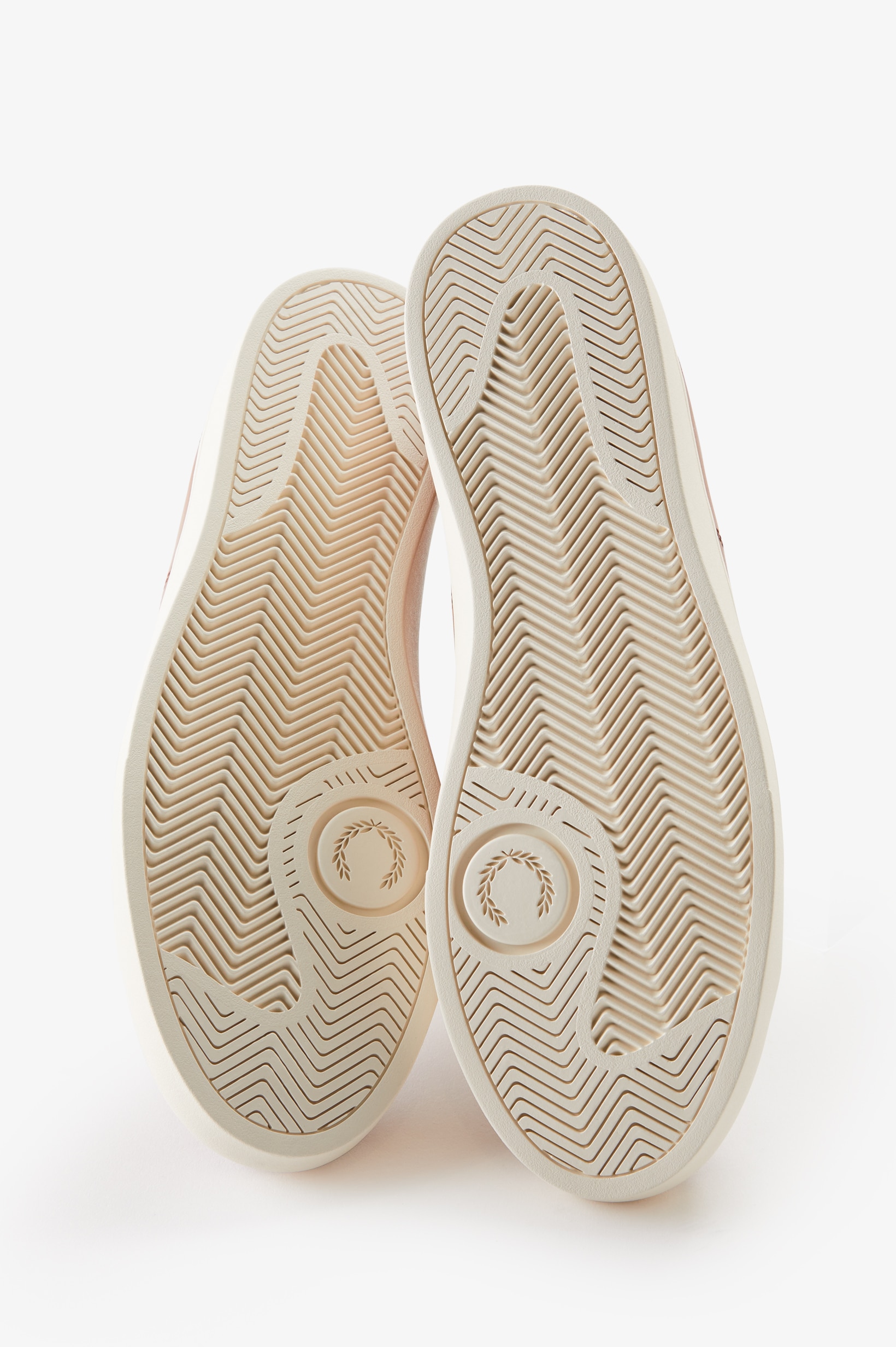 Sapatilha 'Spencer' em pele Fred Perry Castanho-4