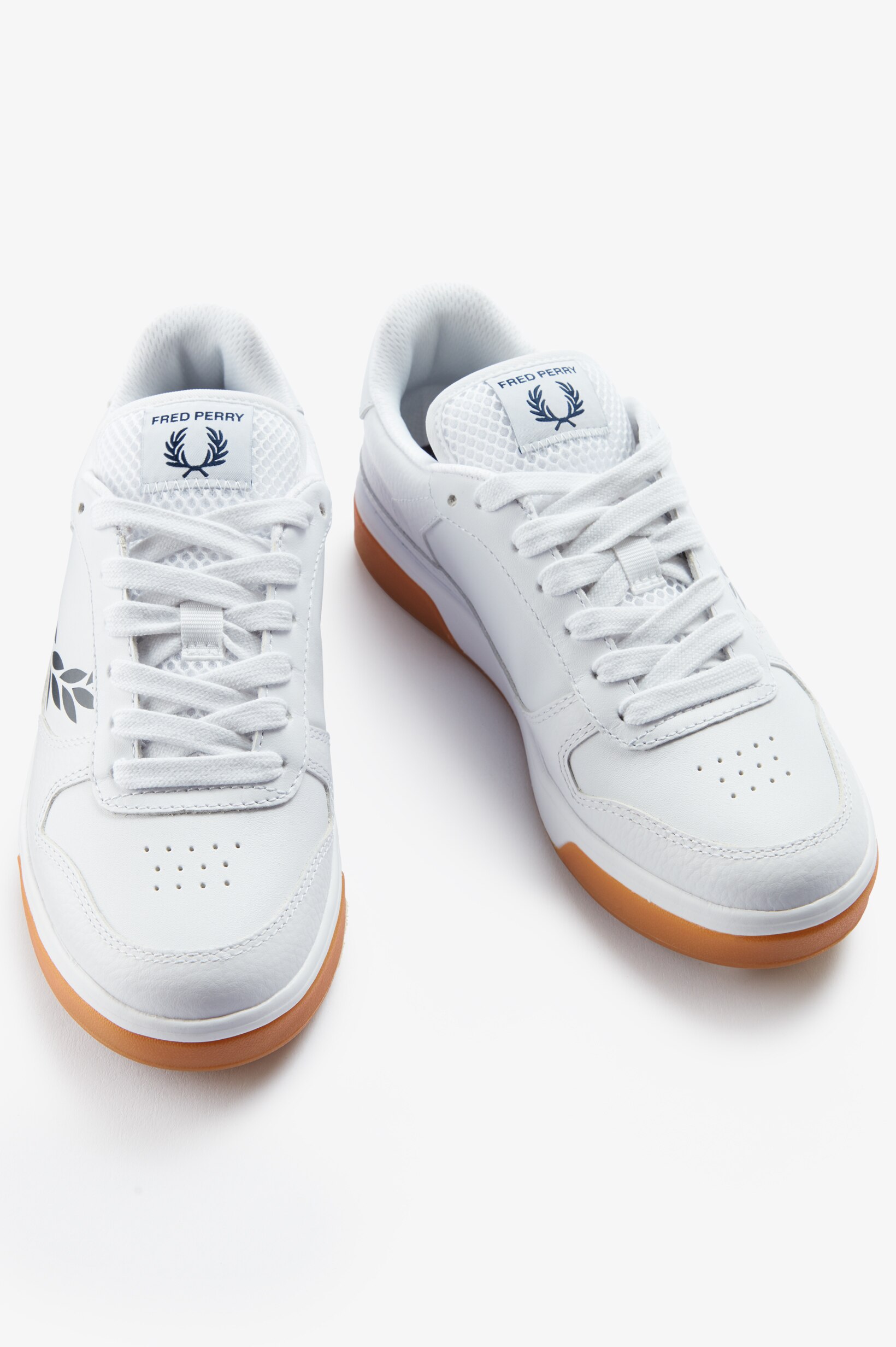 Sapatilhas Unisexo 'B300' em pele texturizada Fred Perry Branco-3