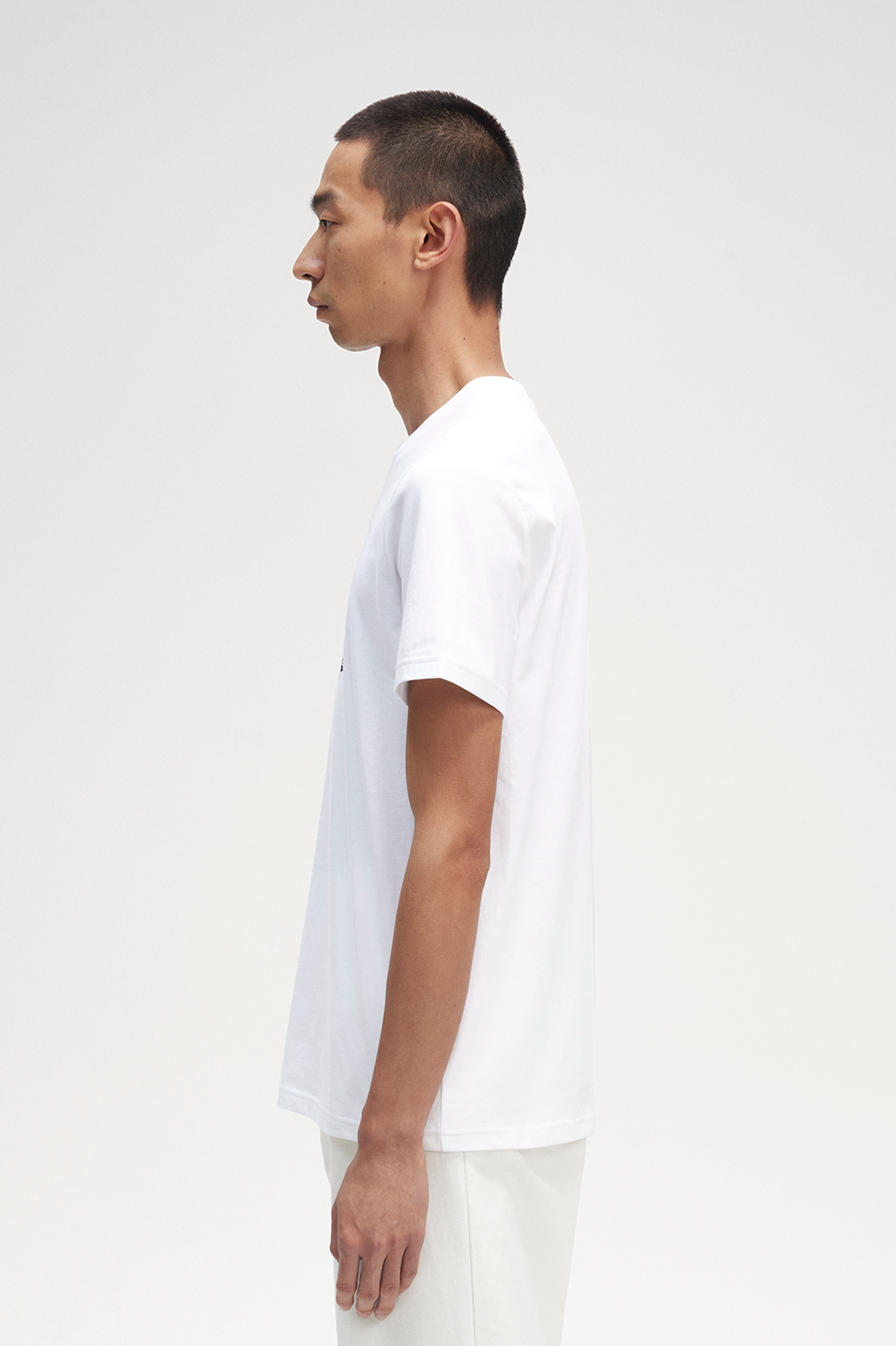 T-Shirt gráfica 'Laurel Wreath' Branco-2