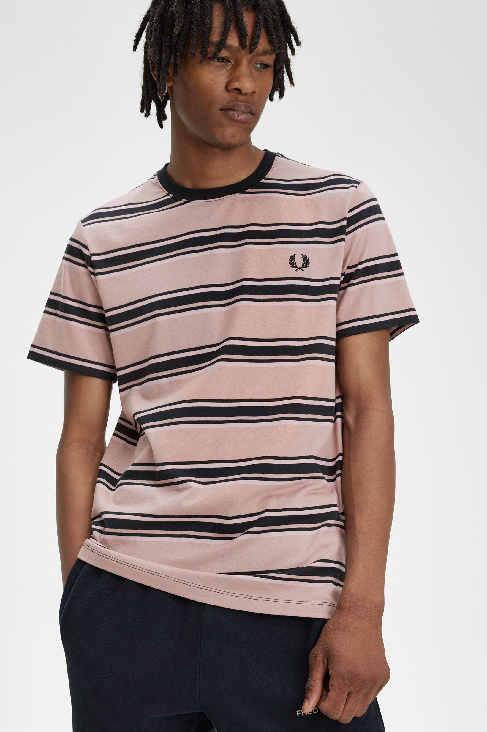 T-Shirt Gráfica às riscas Rosa-1