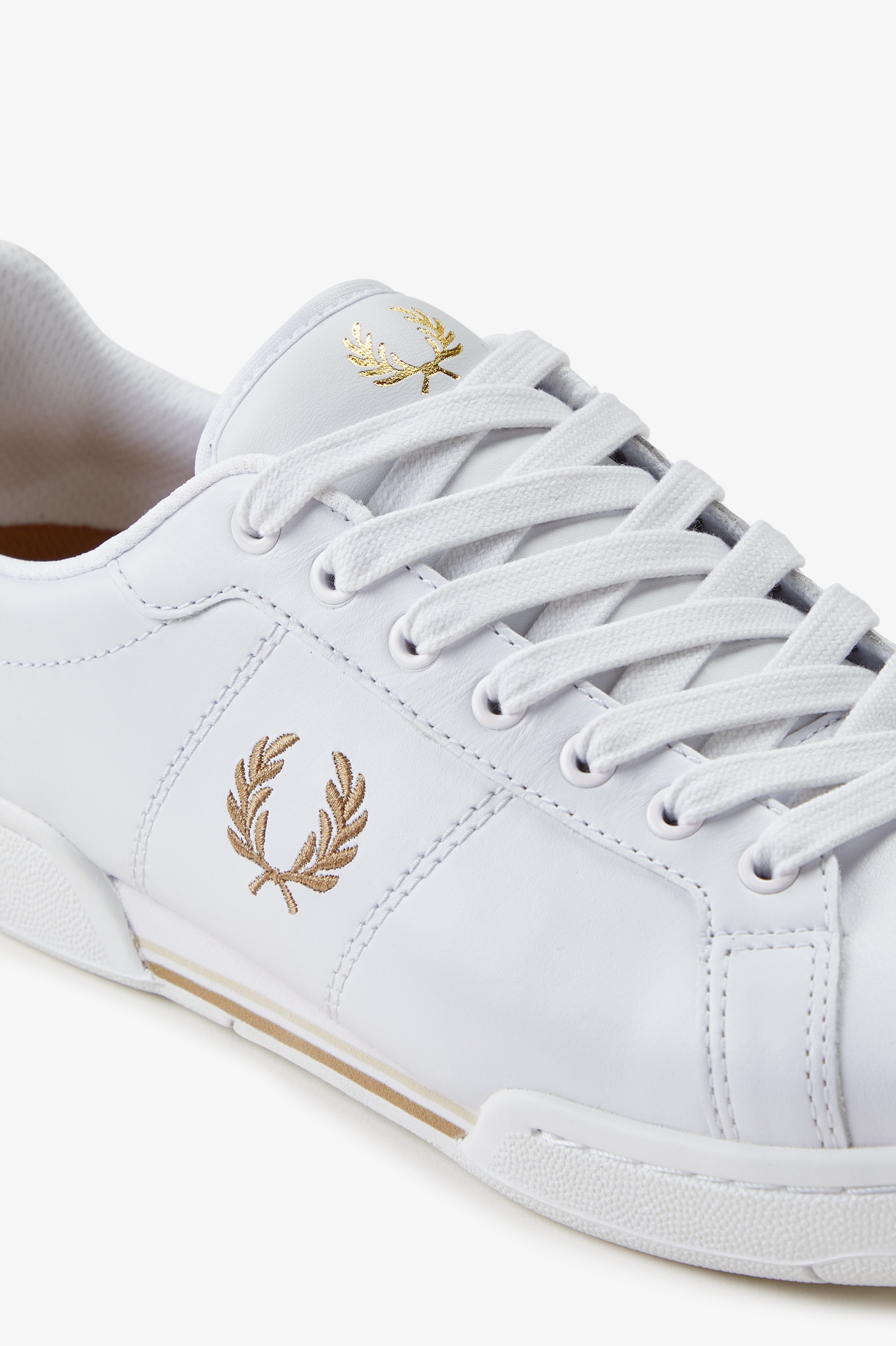 Sapatilhas 'B722' em pele Fred Perry Branco-6