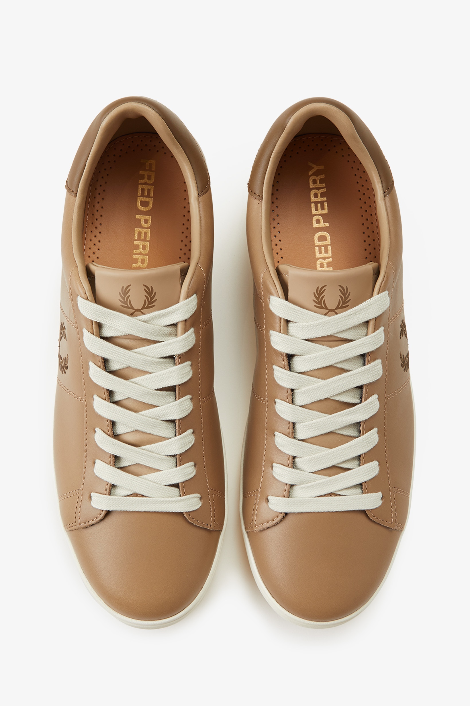 Sapatilha unisexo 'Spencer' em pele Fred Perry Castanho-claro-2