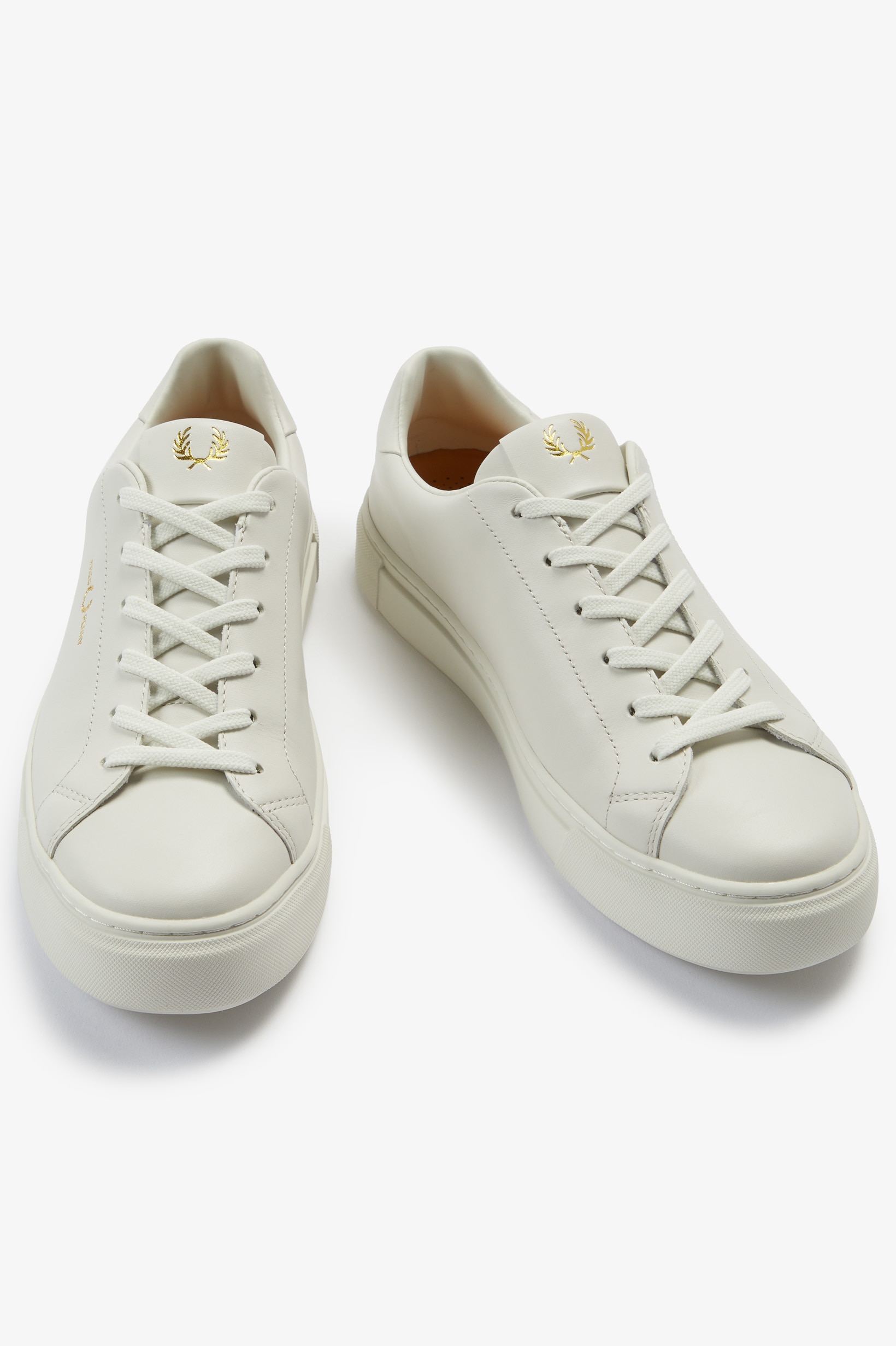 Sapatilhas unisexo 'B71' em pele Fred Perry Creme-3