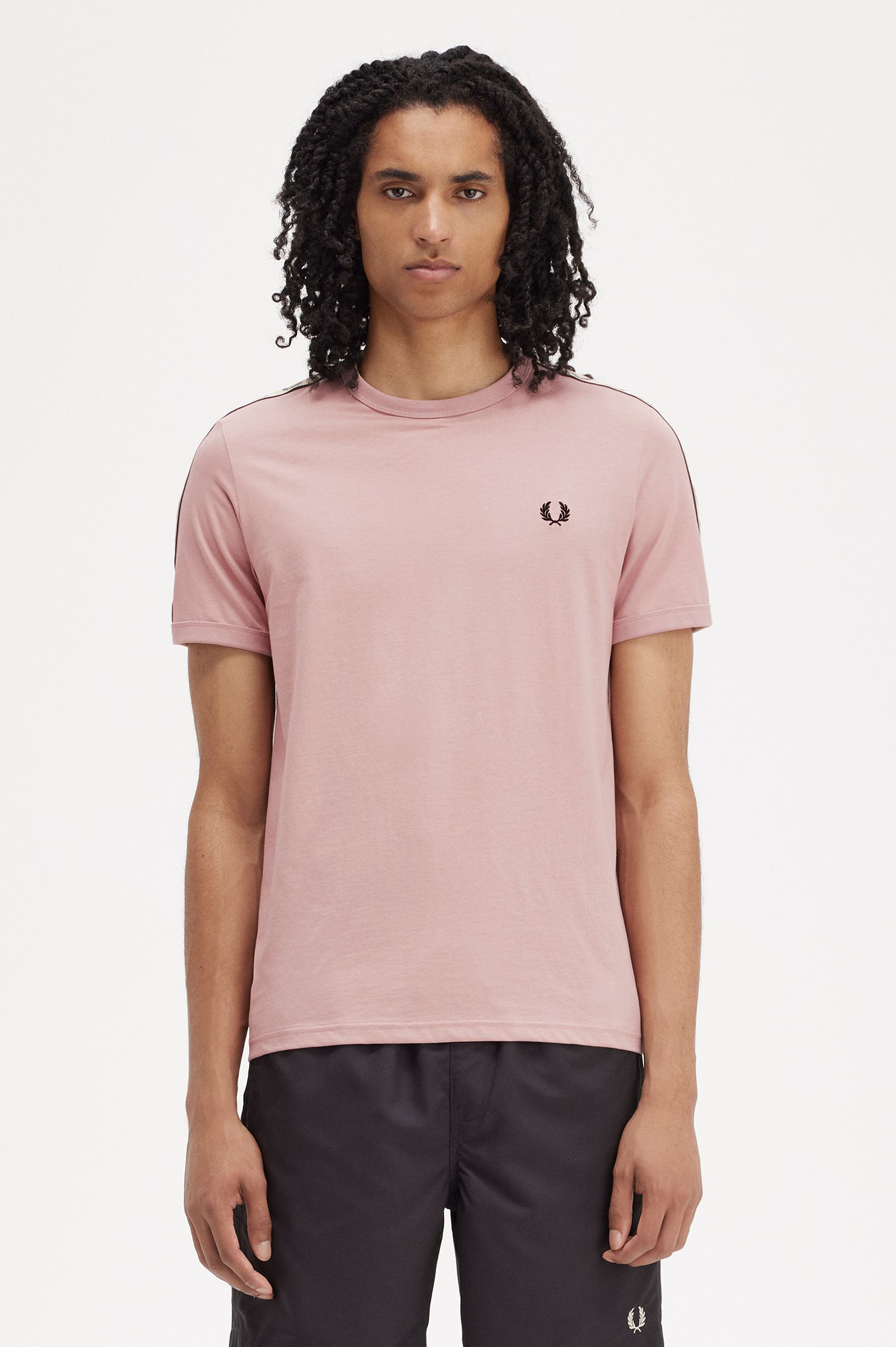 T-Shirt 'Contrast Tape Ringer' Rosa-1