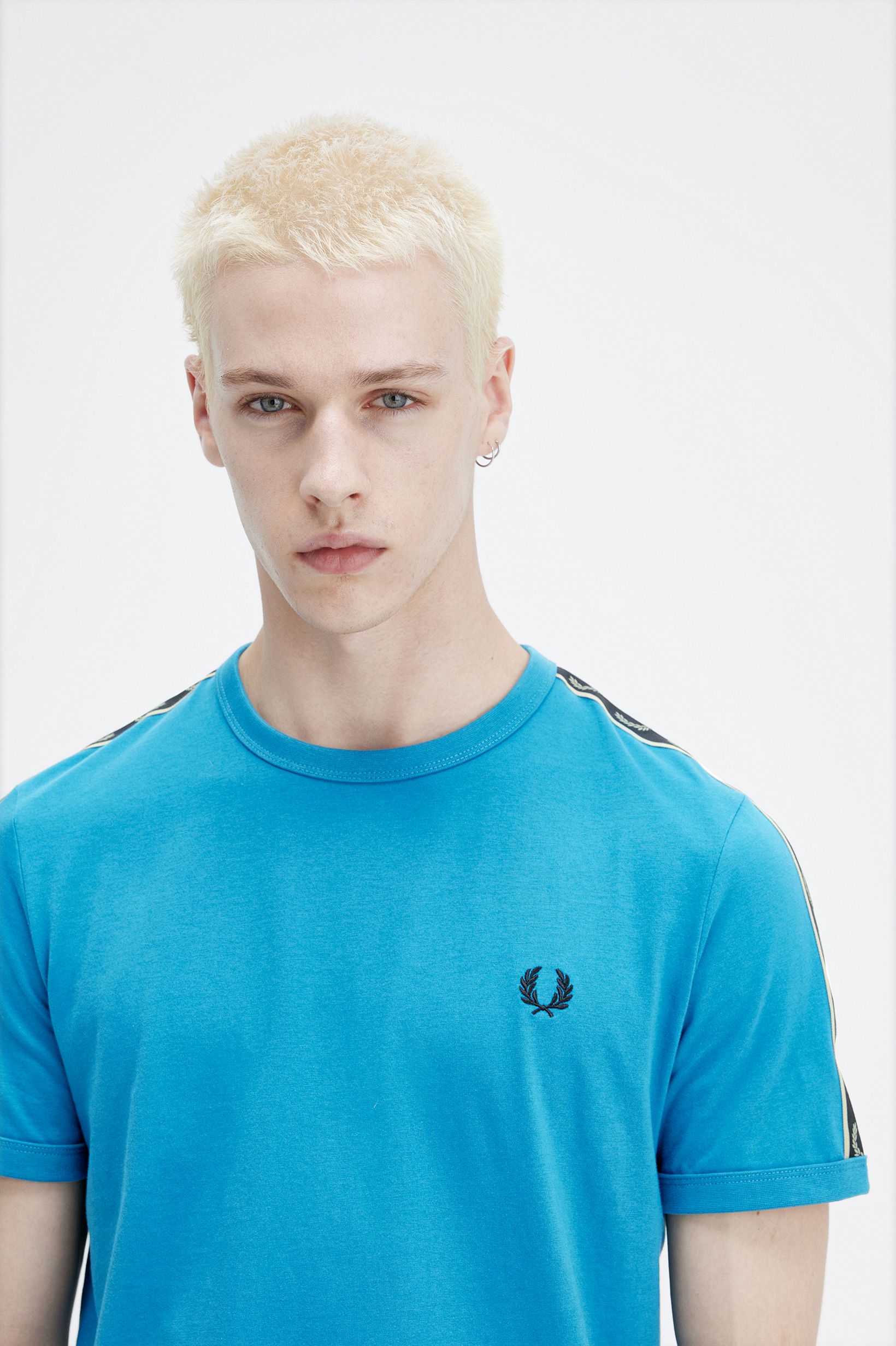T-Shirt 'Contrast Tape Ringer' Azul-1