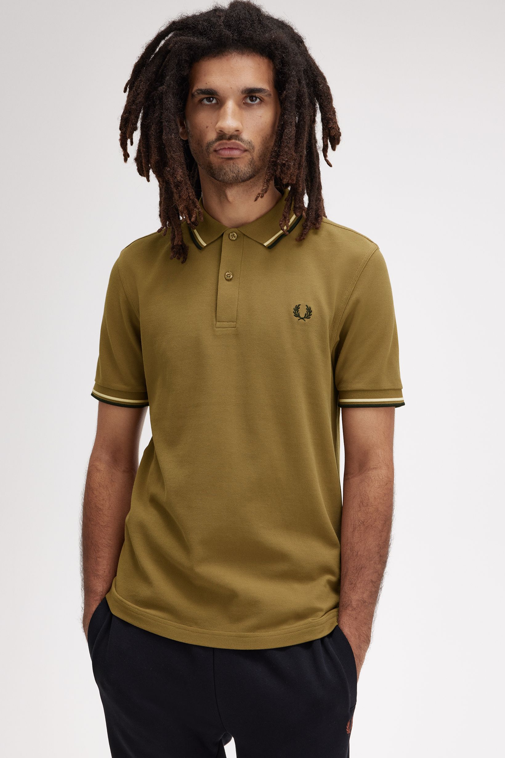 Polo original  'Twin Tipped Fred Perry Shirt' Castanho-1
