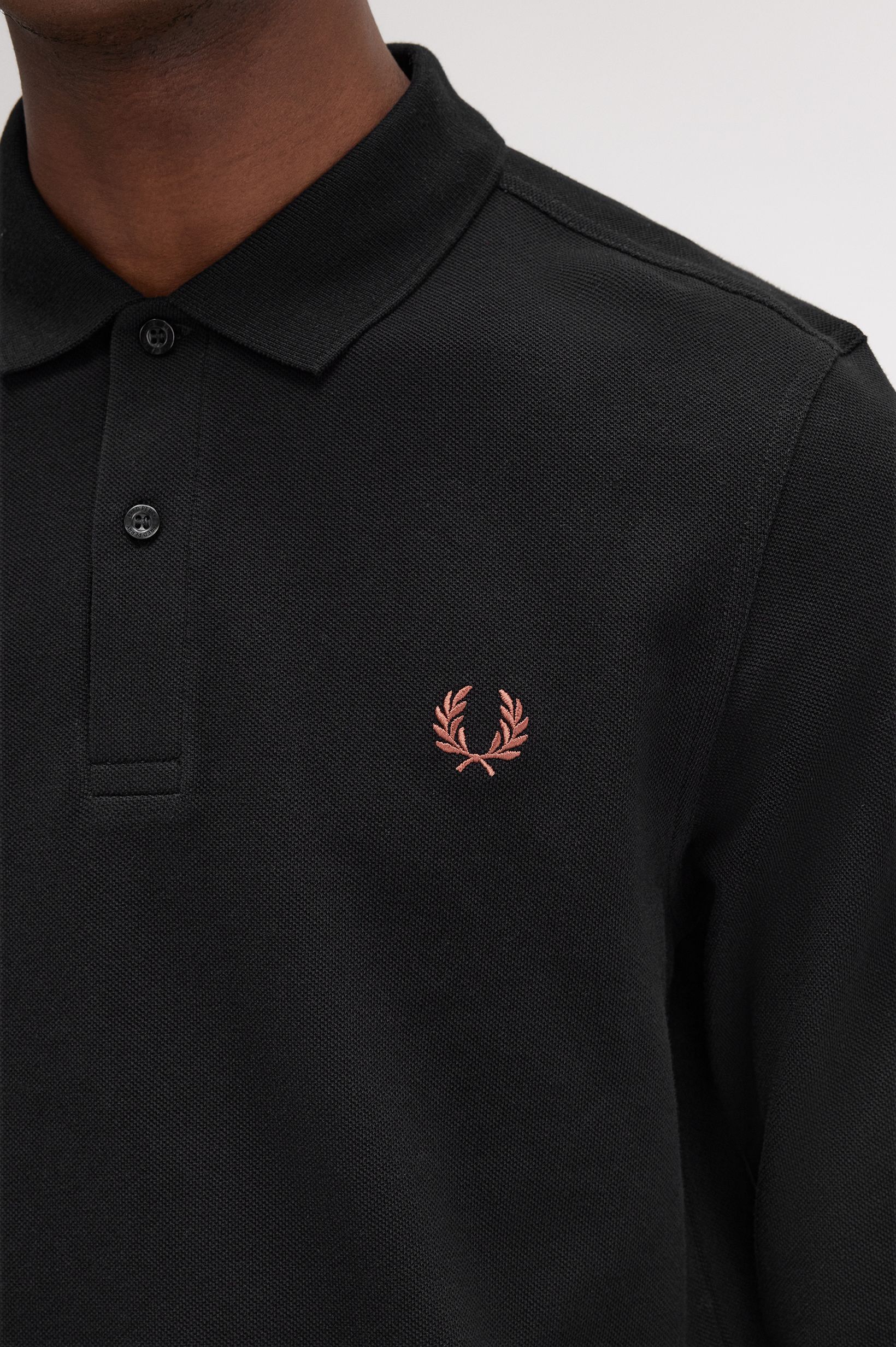 Polo de manga comprida. Uma interpretação do original 'Fred Perry Shirt' Preto-3