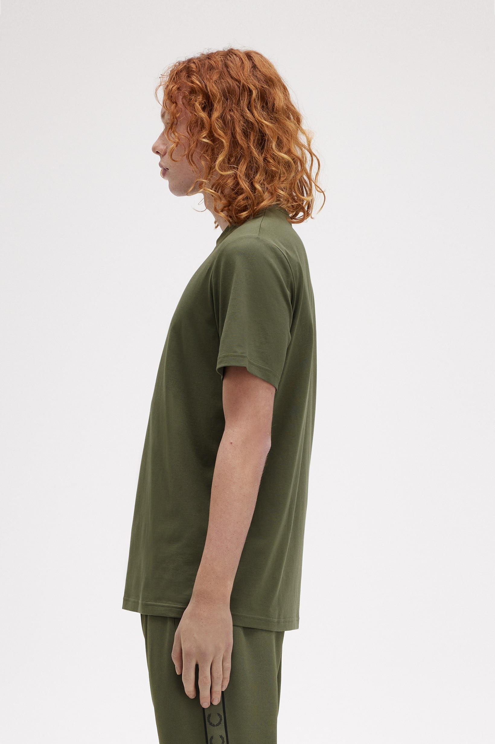 T-Shirt com bordado Verde-2