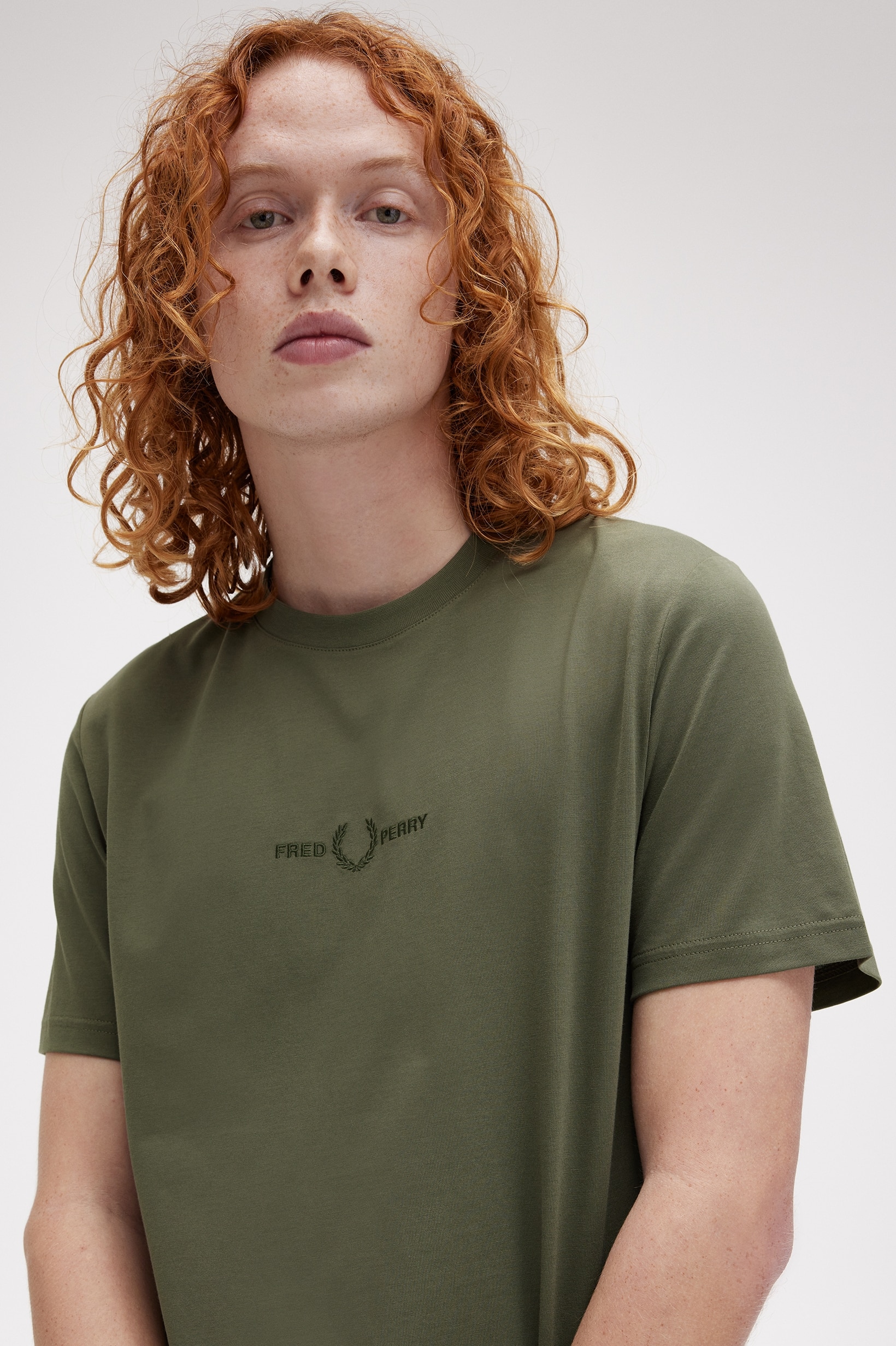 T-Shirt com bordado Verde-3