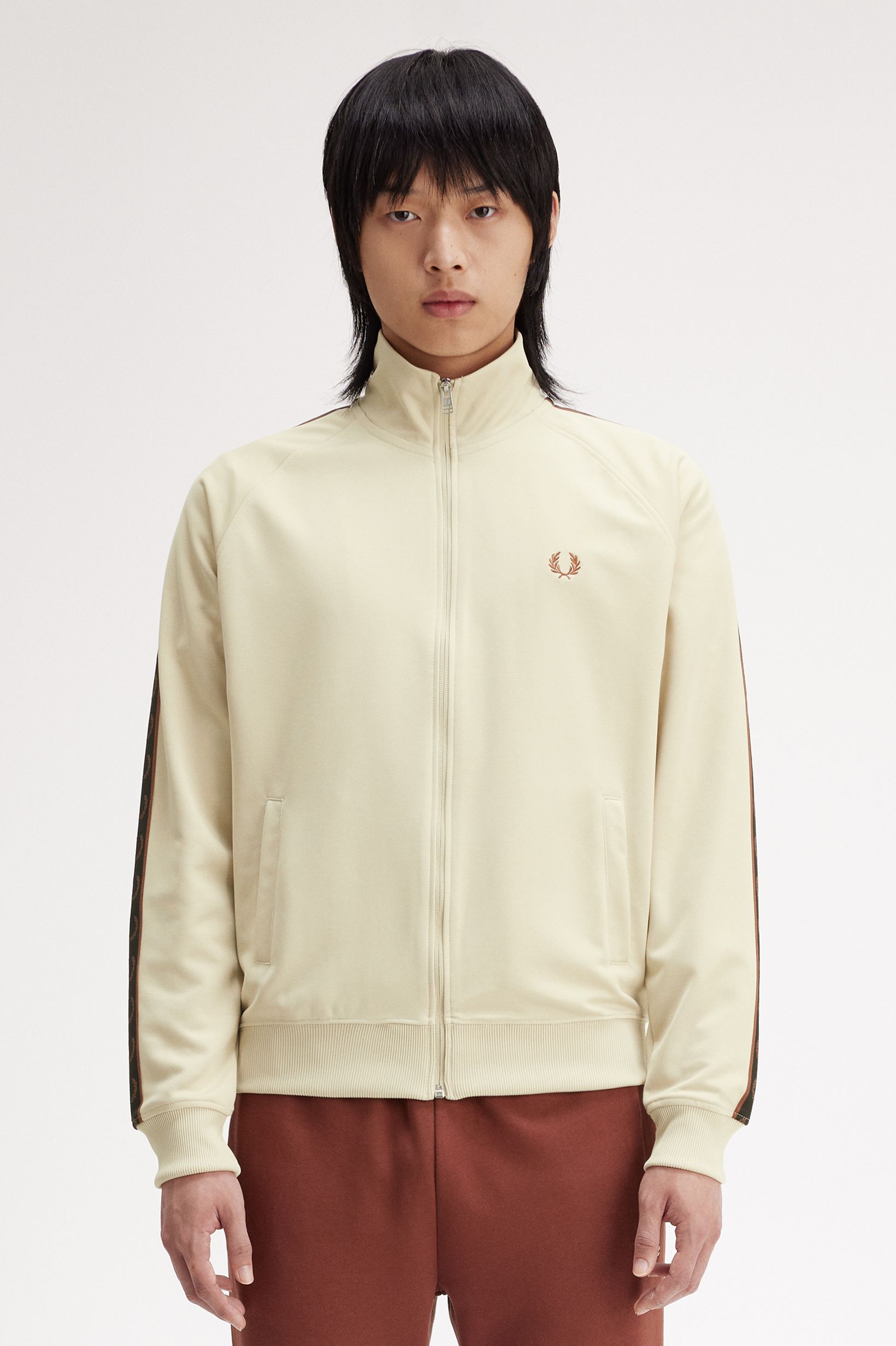 Casaco de fato de treino Fred Perry Creme-1