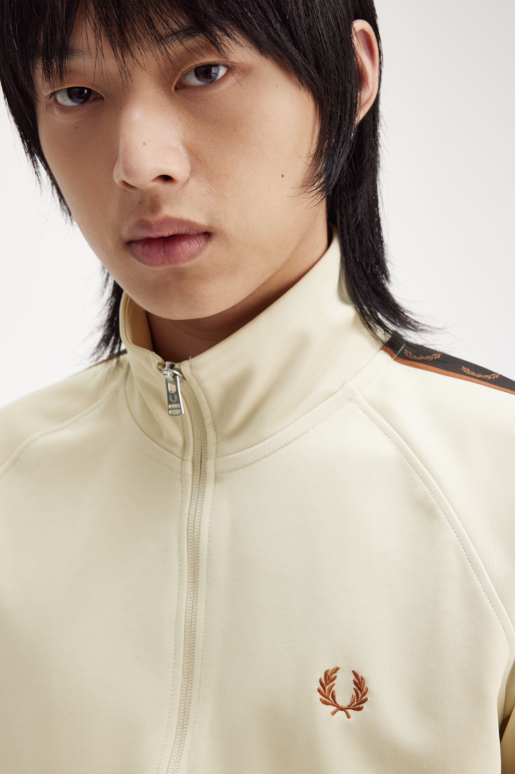 Casaco de fato de treino Fred Perry Creme-3
