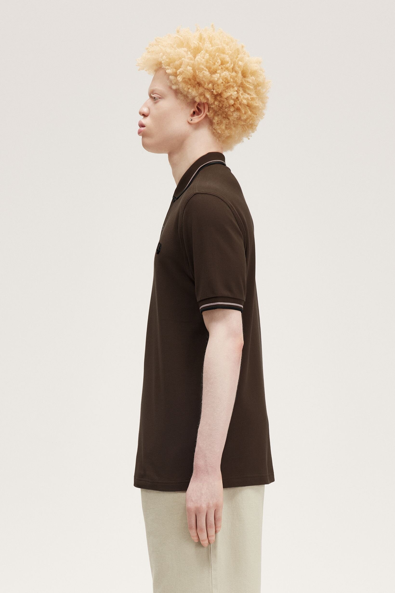Polo original  'Twin Tipped Fred Perry Shirt' Castanho-2