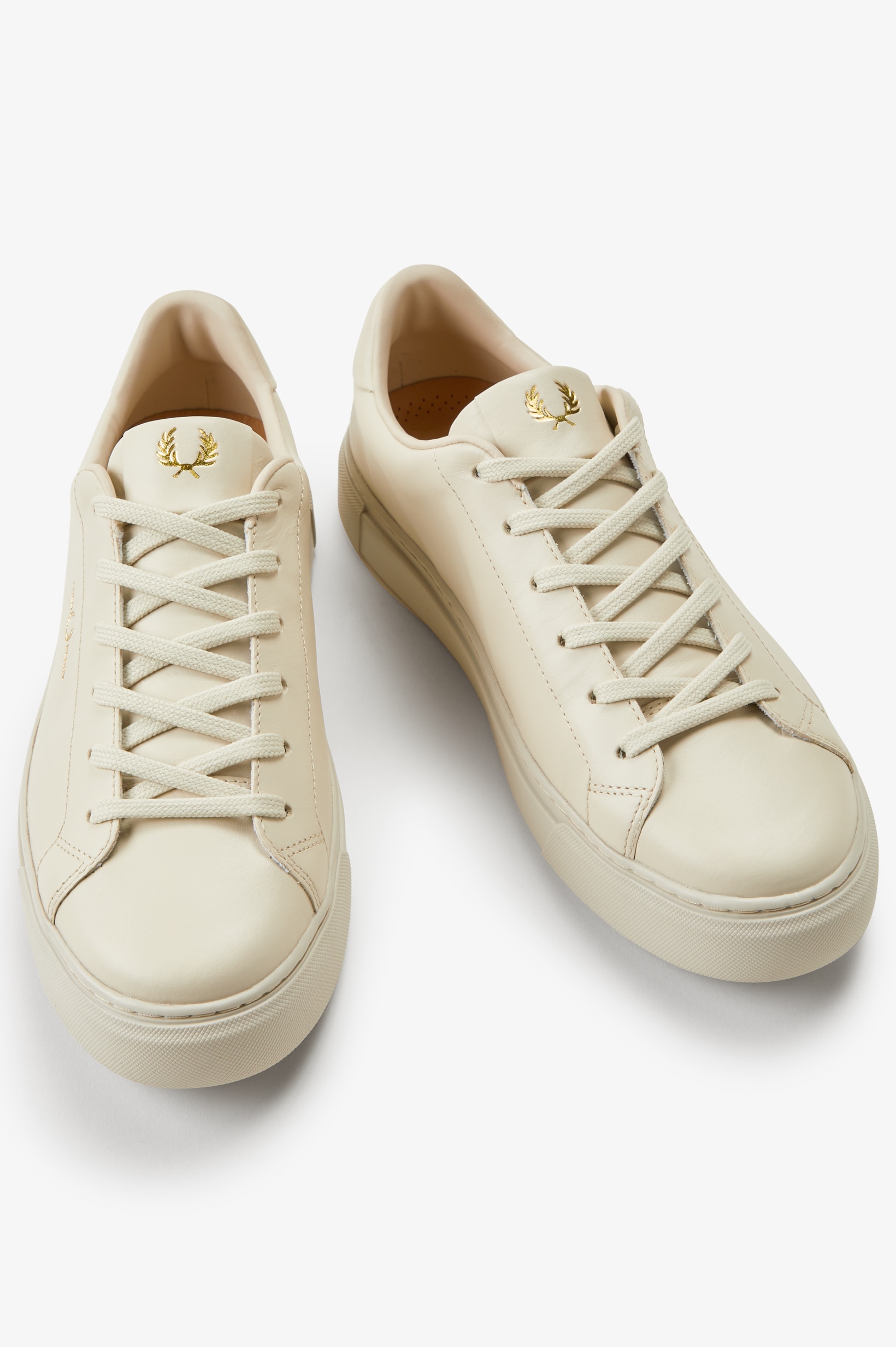 Sapatilhas unisexo 'B71' em pele Fred Perry Creme-3