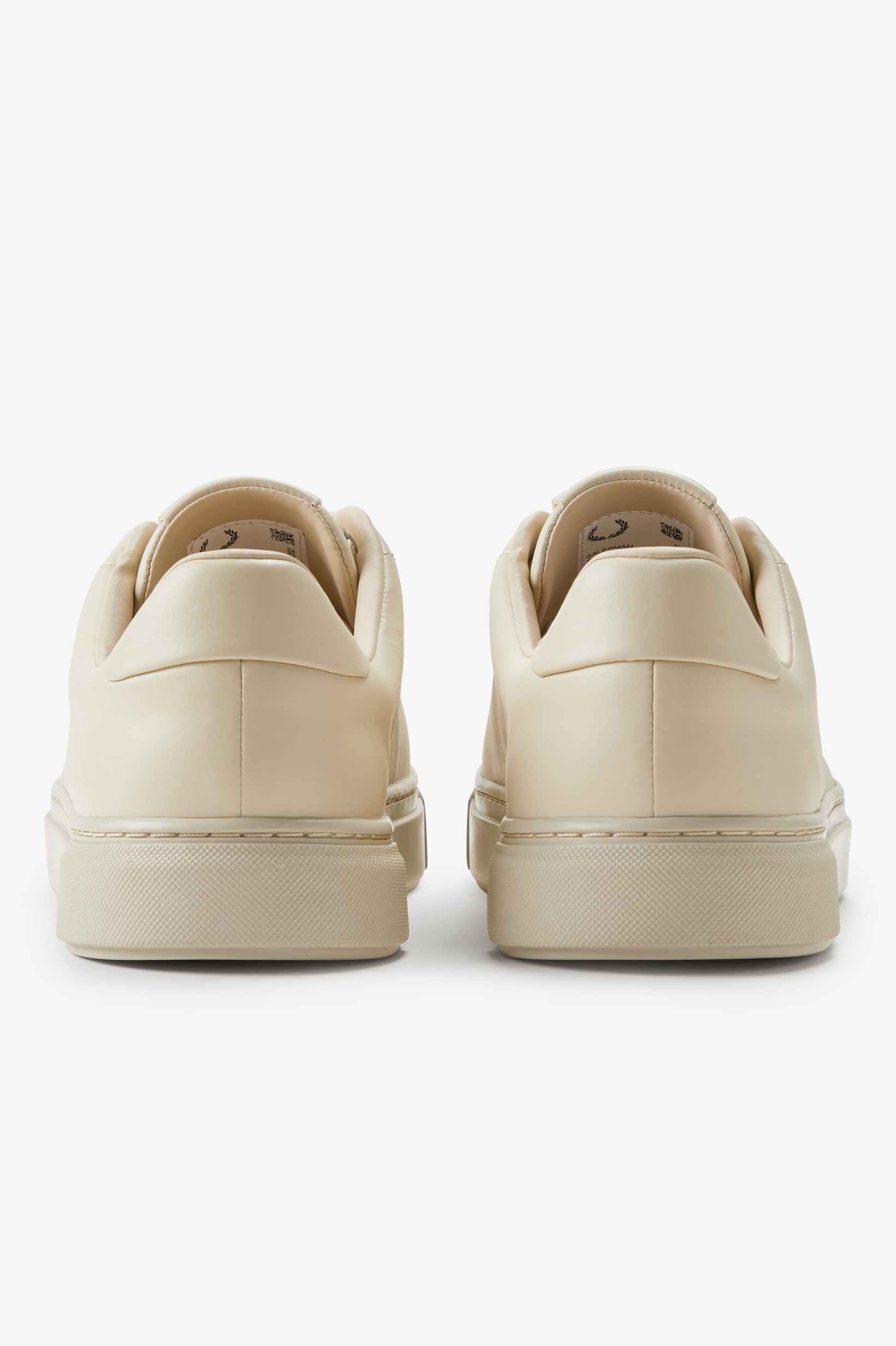 Sapatilhas unisexo 'B71' em pele Fred Perry Creme-5