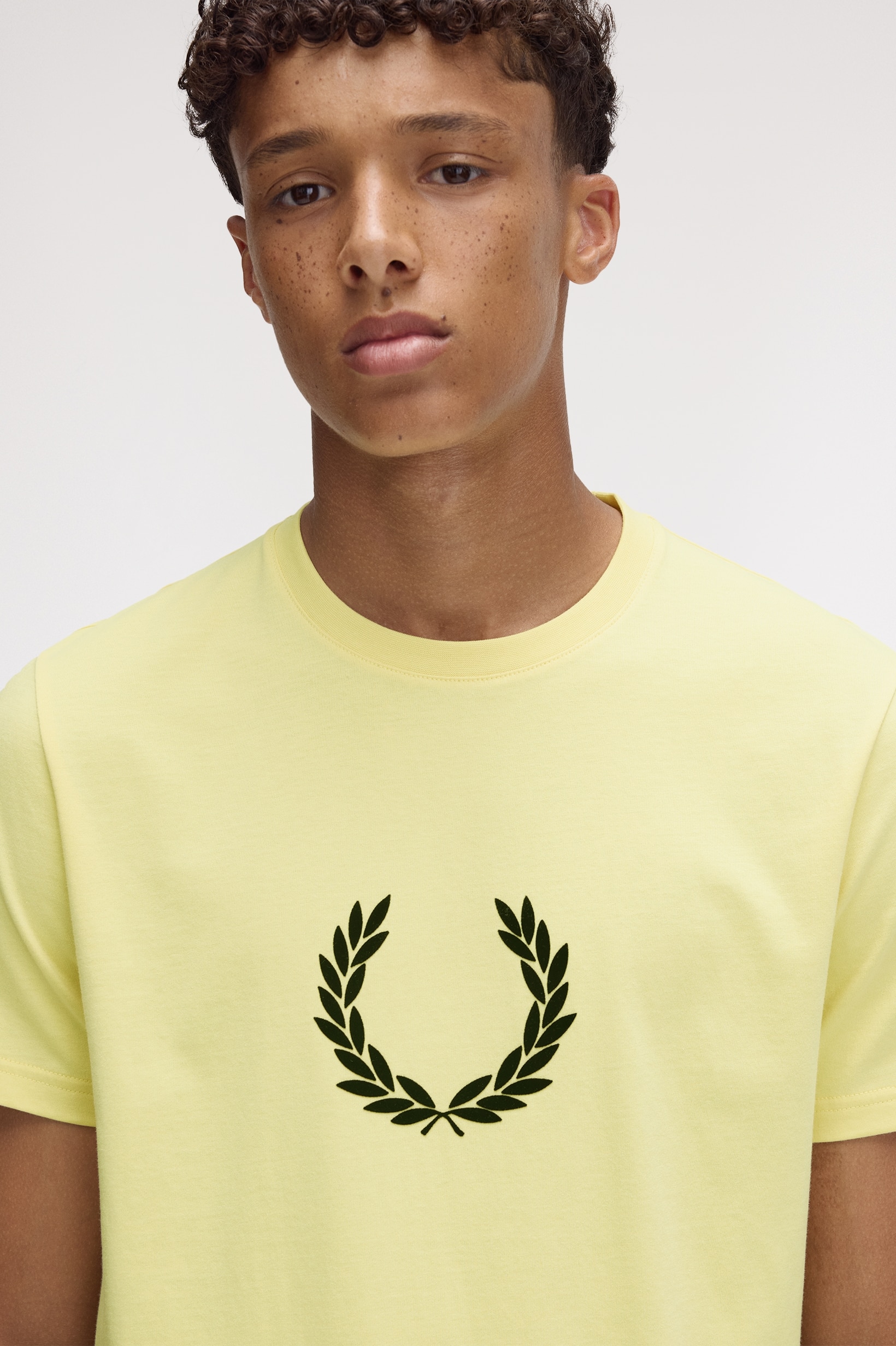 T-Shirt 'Laurel Wreath' Amarelo-3