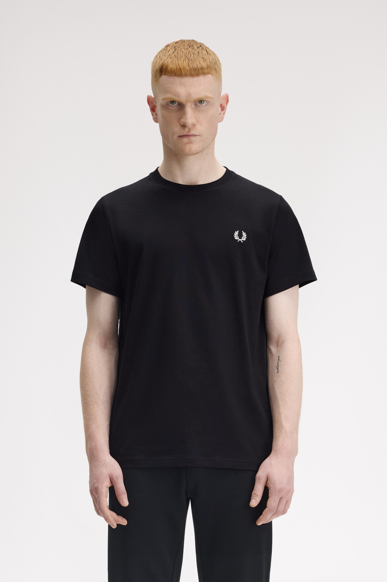 T-Shirt Gráfica 'Tennis' Preto-1