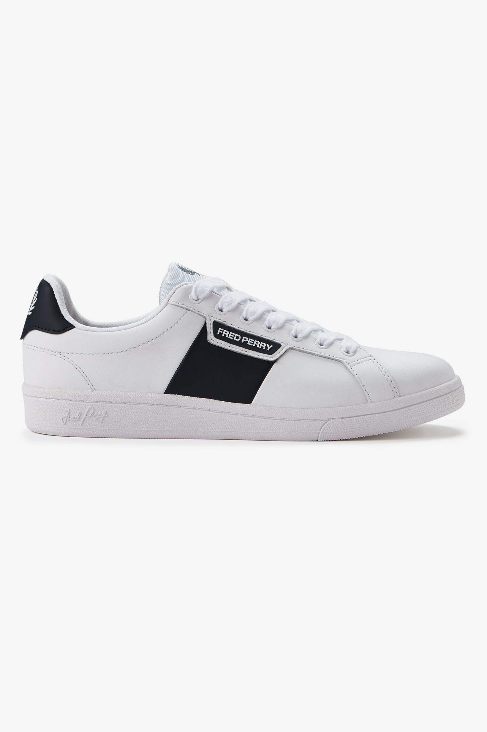 Sapatilhas 'B721' em Pele Fred Perry Branco-1