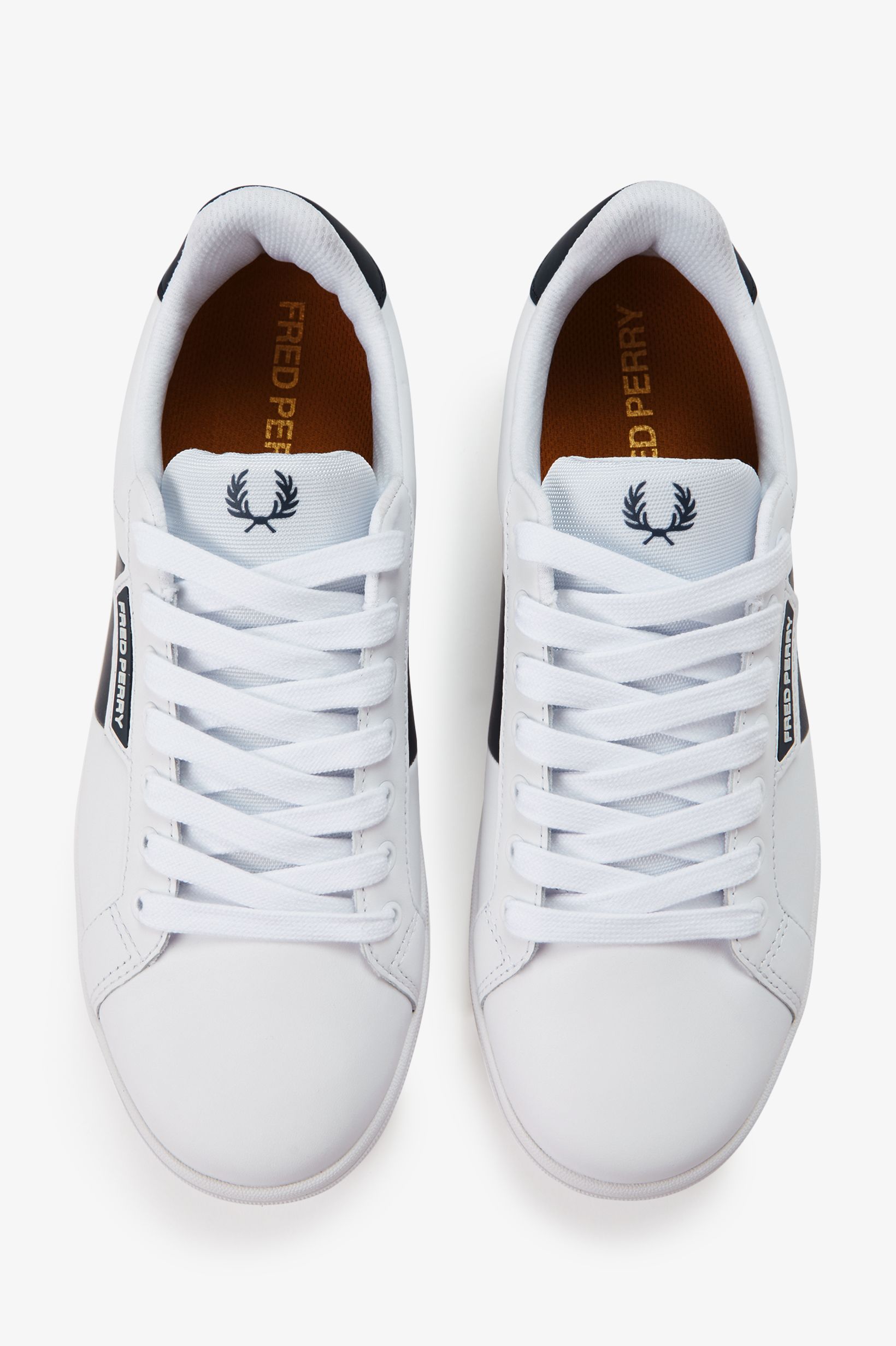 Sapatilhas 'B721' em Pele Fred Perry Branco-2
