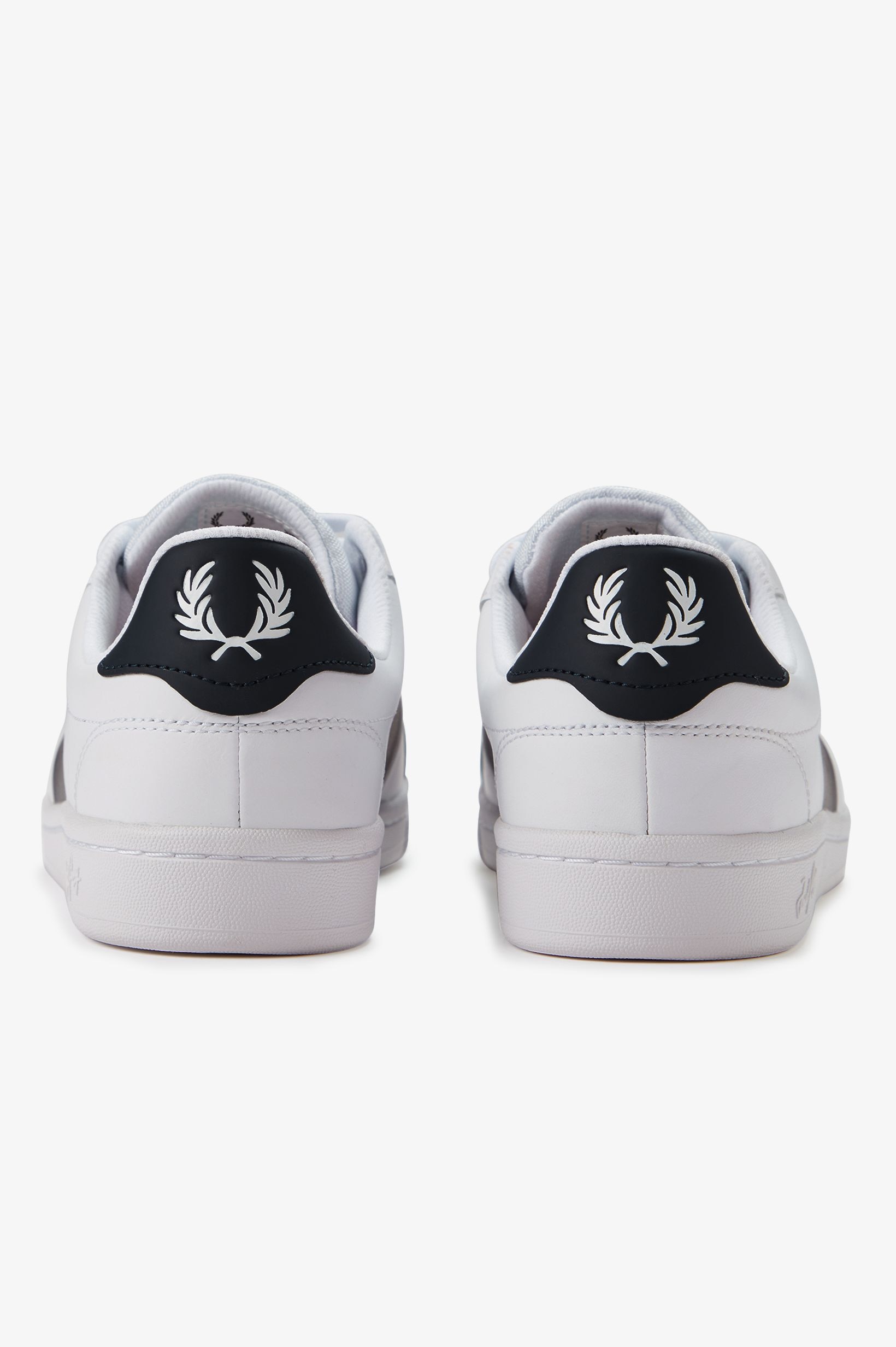 Sapatilhas 'B721' em Pele Fred Perry Branco-5