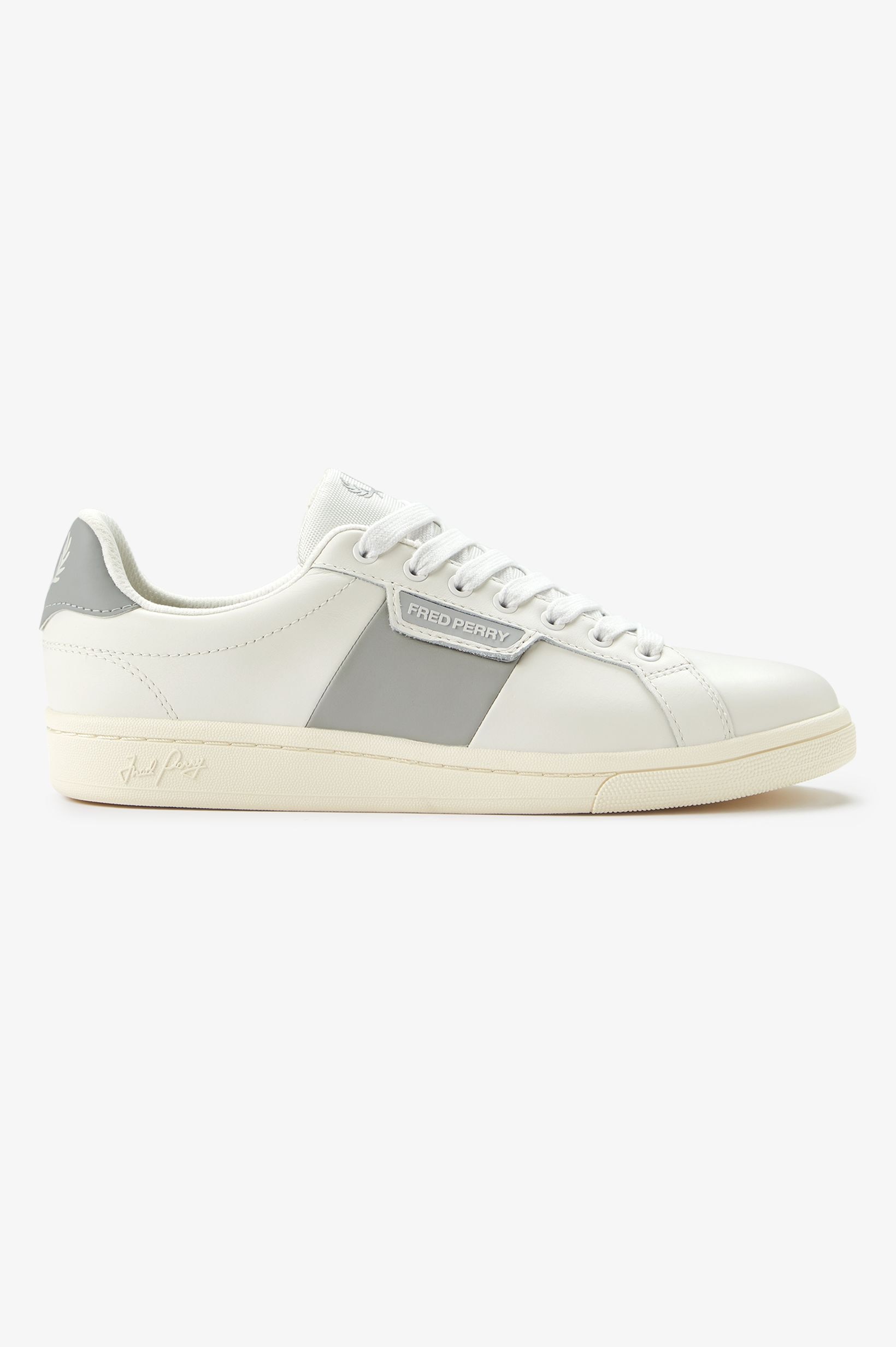 Sapatilhas 'B721' em Pele Fred Perry Pérola-1