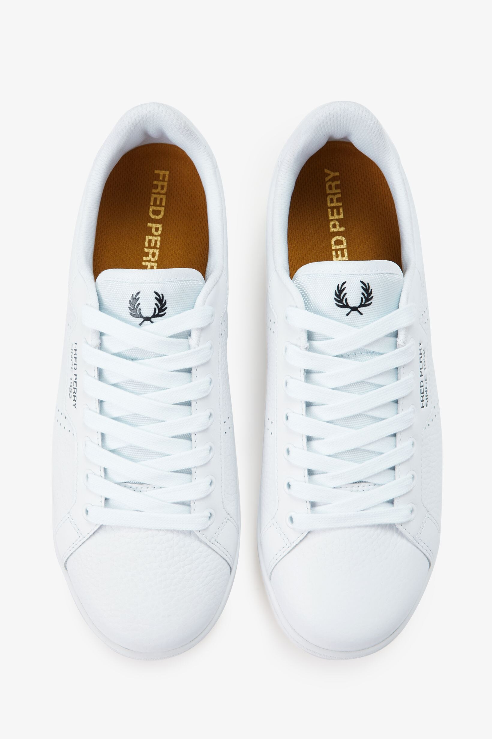 Sapatilhas 'B722' em Pele Fred Perry Branco-2