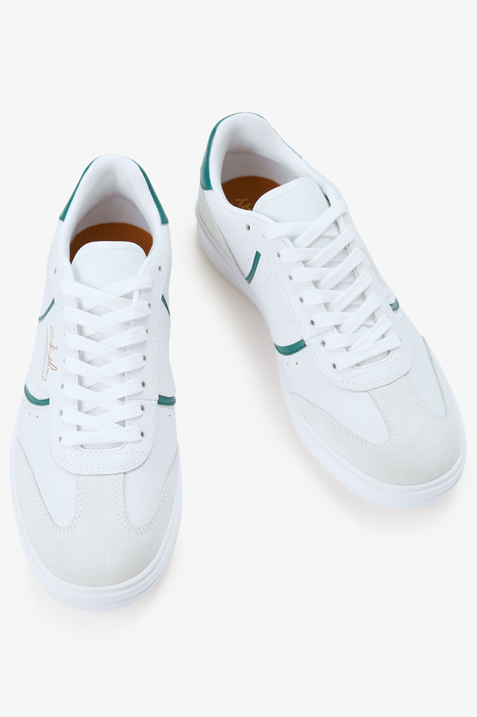 Sapatilhas 'B4' em Pele Fred Perry Branco-3