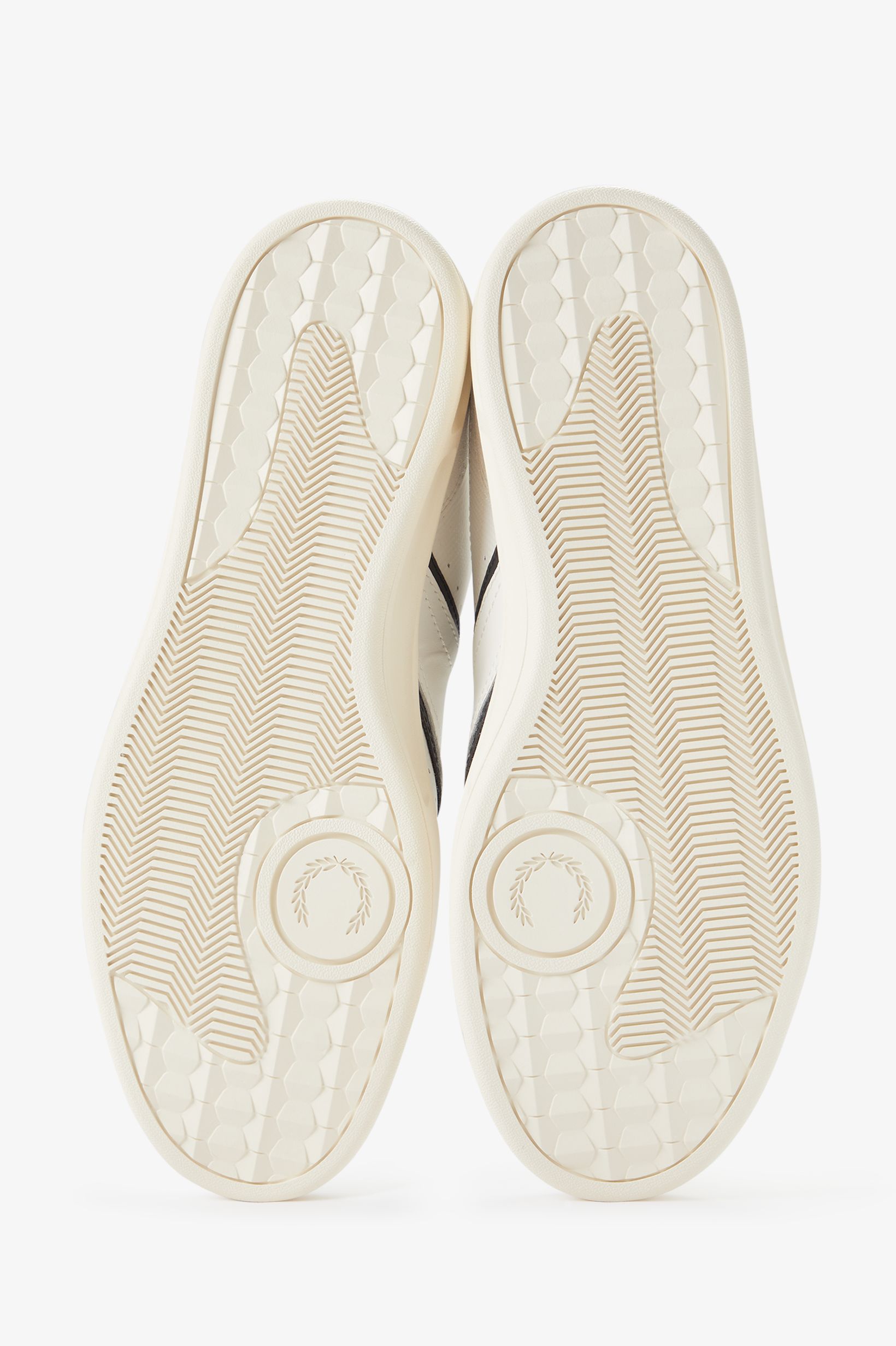 Sapatilhas 'B4' em Pele Fred Perry Branco-4