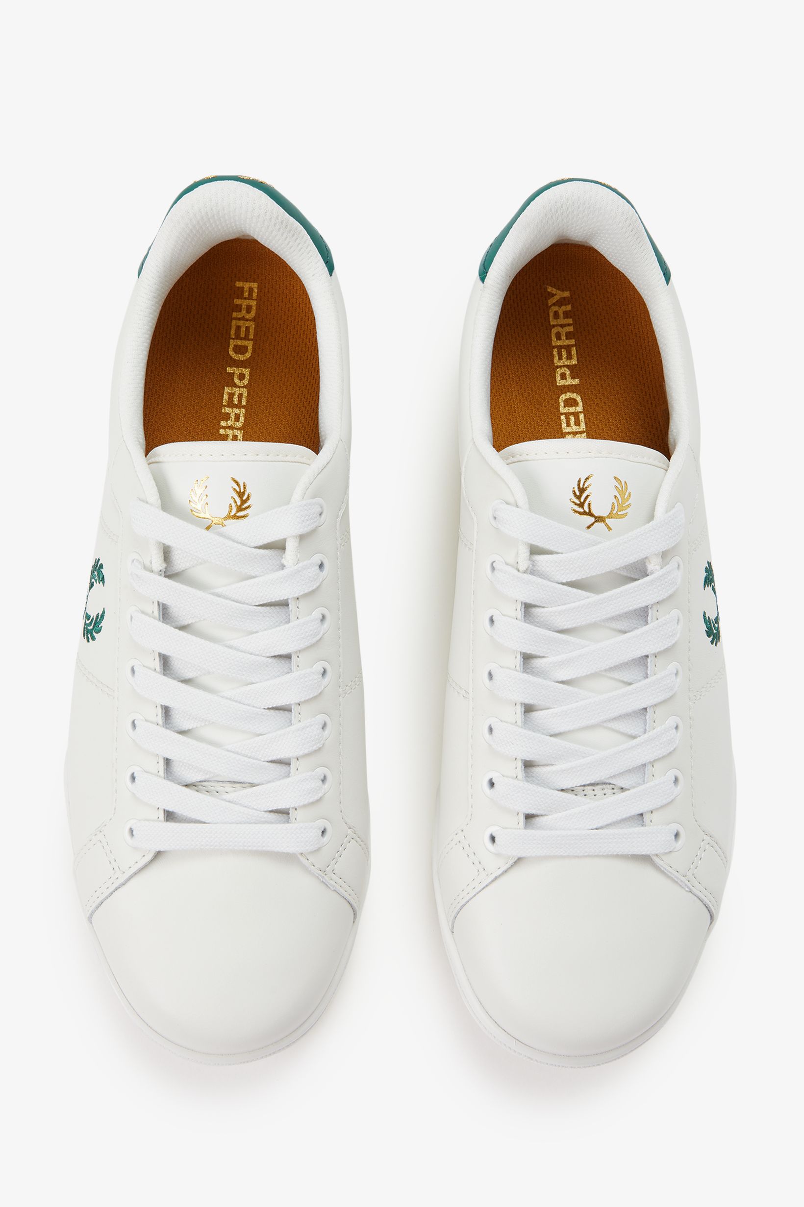 Sapatilhas 'B722' em Pele Fred Perry Branco-2