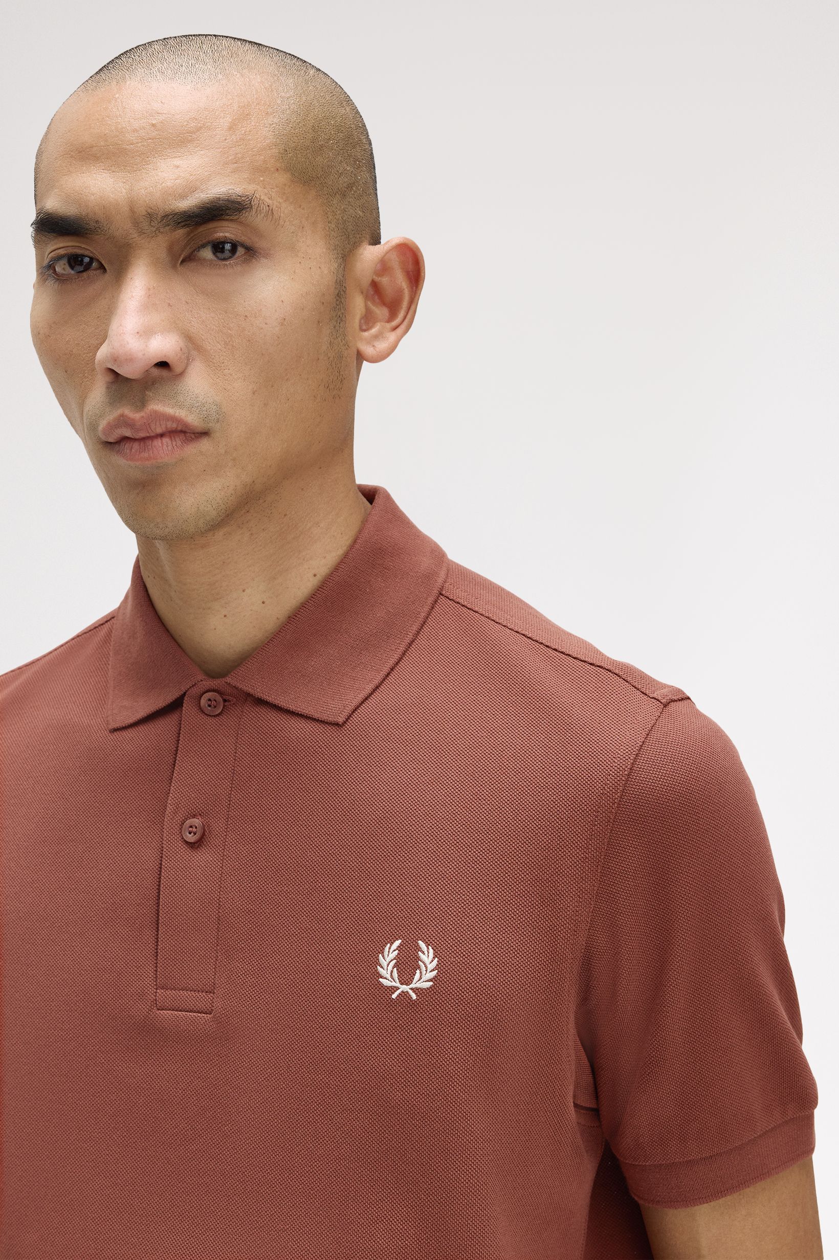 Polo Fred Perry 'M6000' Castanho-3