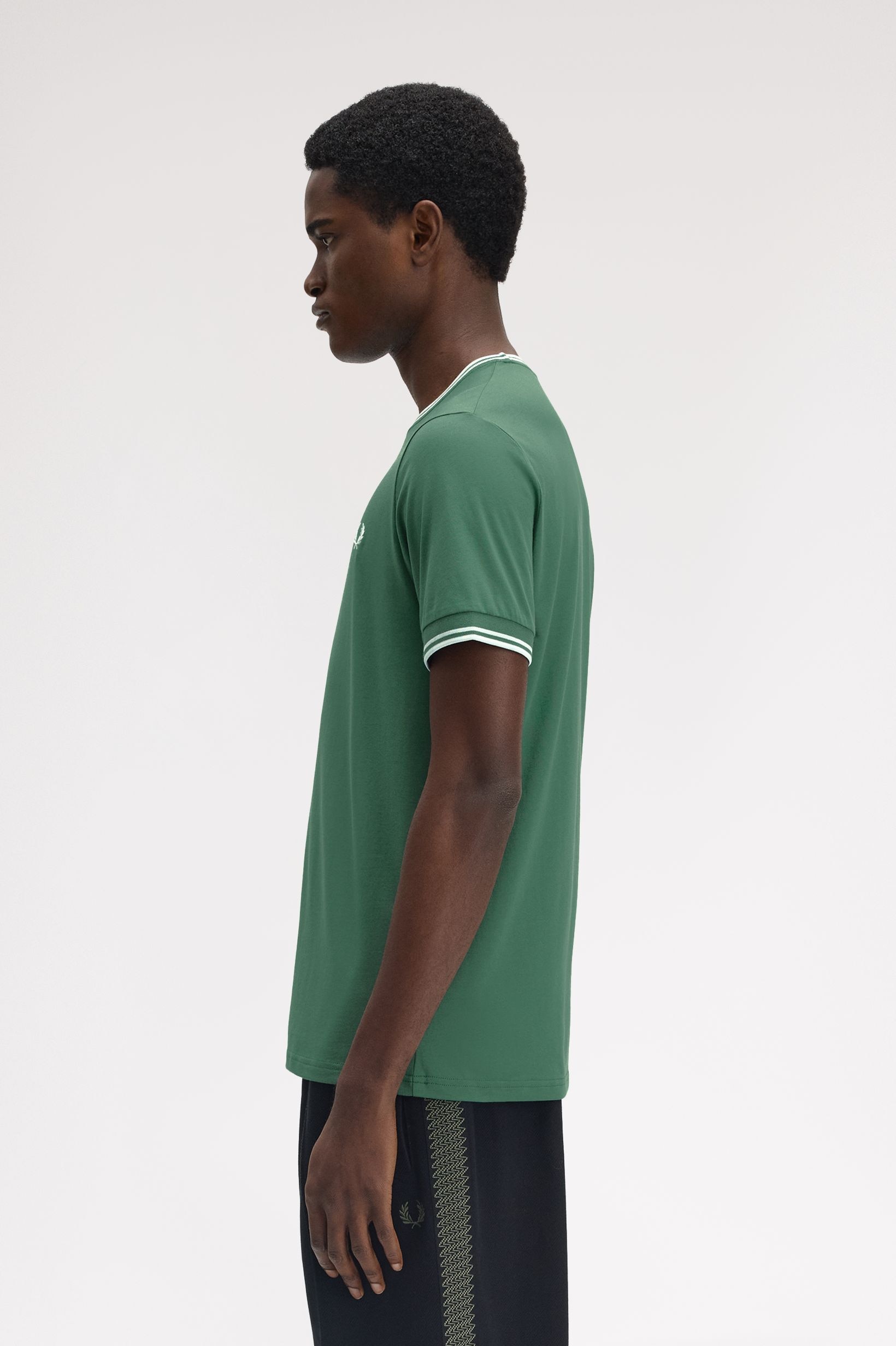 T-Shirt 'Twin Tipped' Verde-2