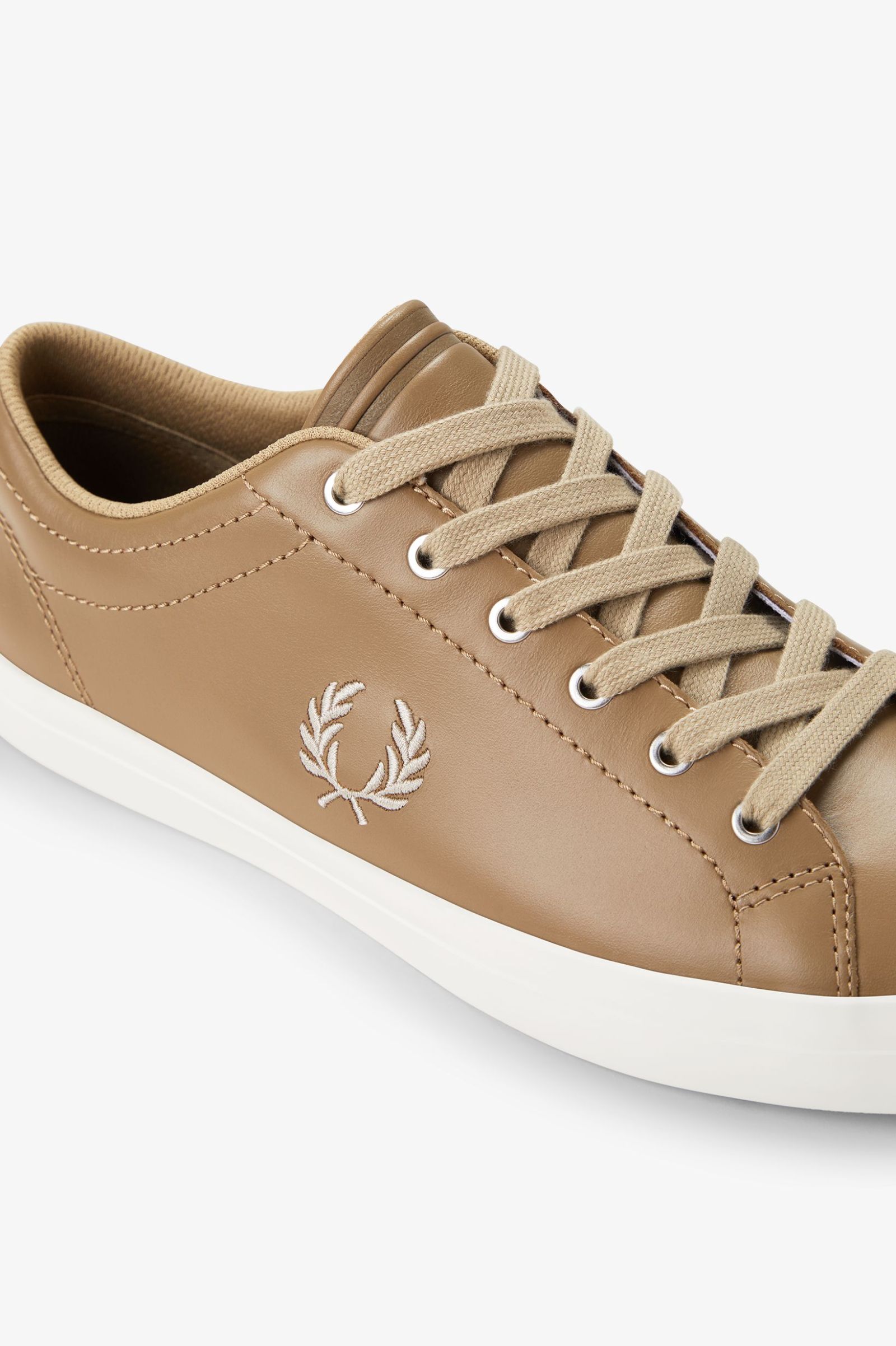 Sapatilhas 'Baseline' em Pele Fred Perry Castanho-claro-6