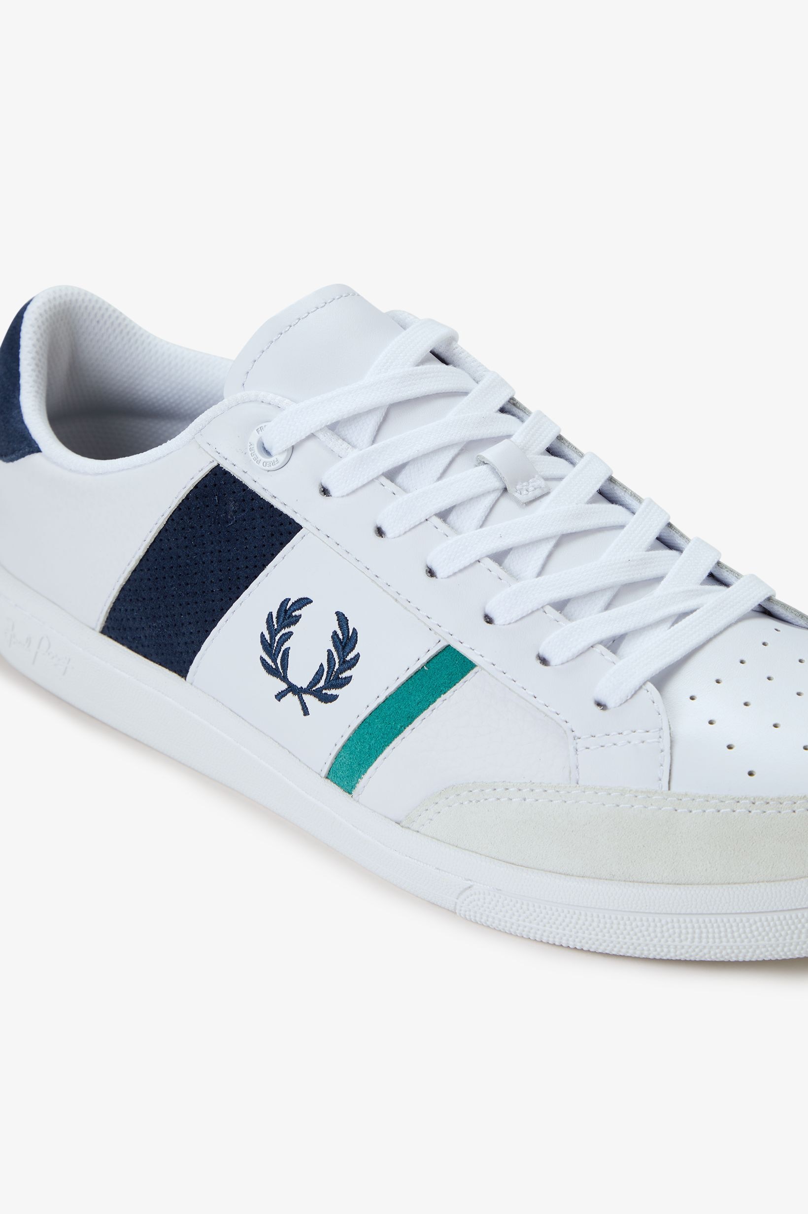 Sapatilhas 'B725' em Pele Fred Perry Branco-6