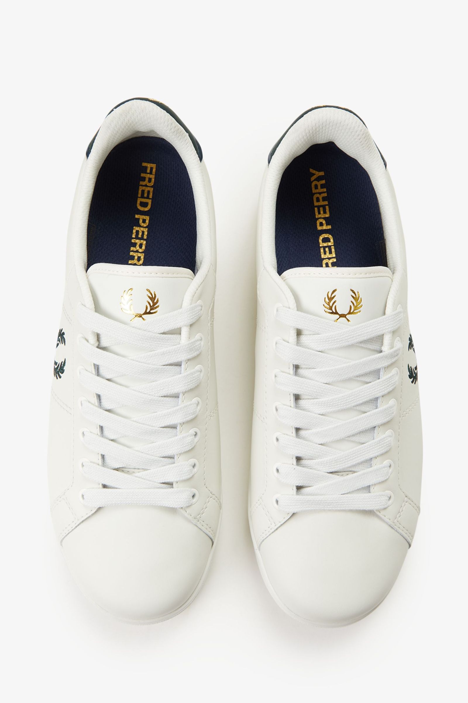 Sapatilhas 'B722' em Pele Fred Perry Pérola-2