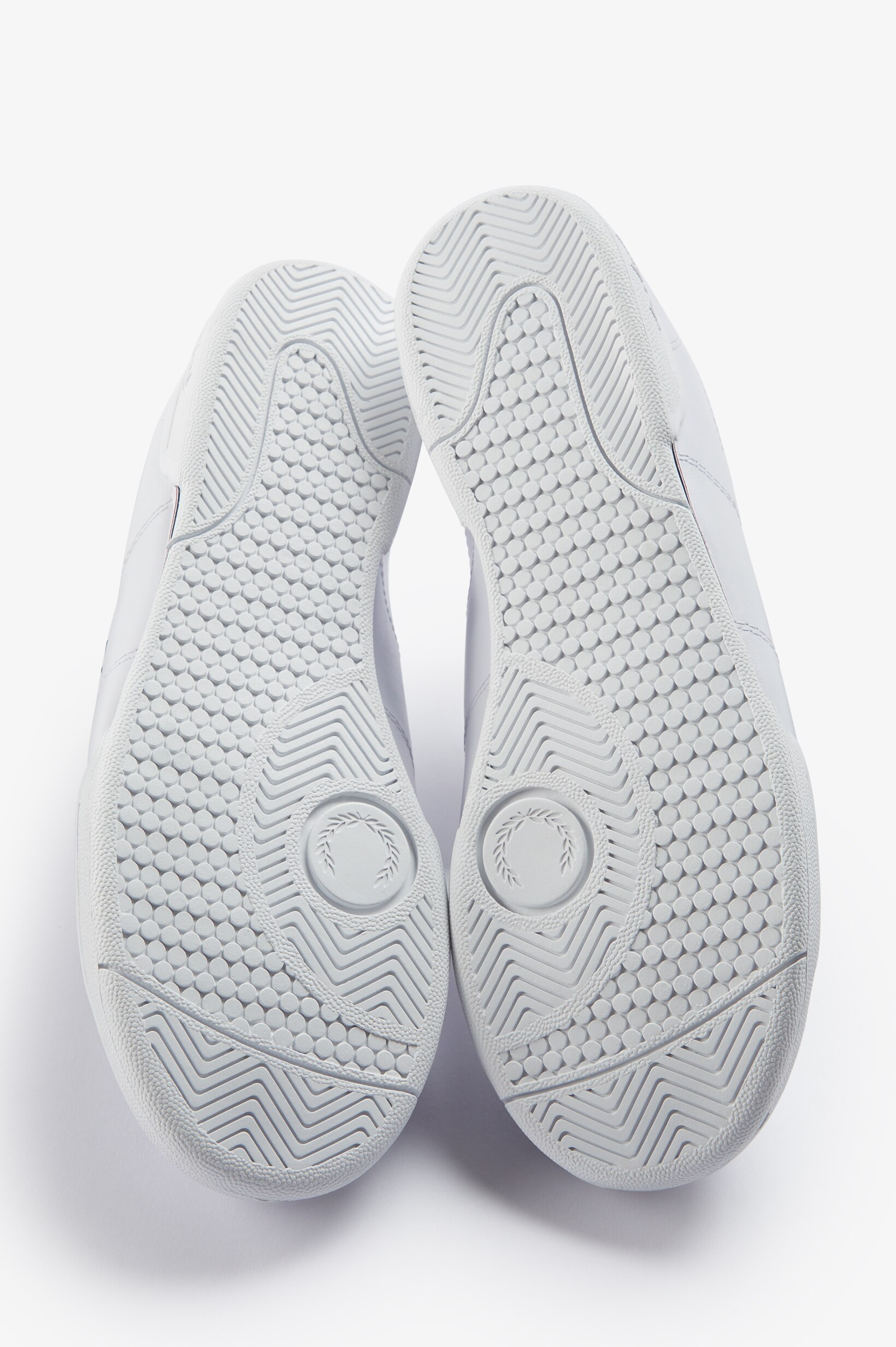 Sapatilhas 'B722' em Pele Fred Perry Branco-4