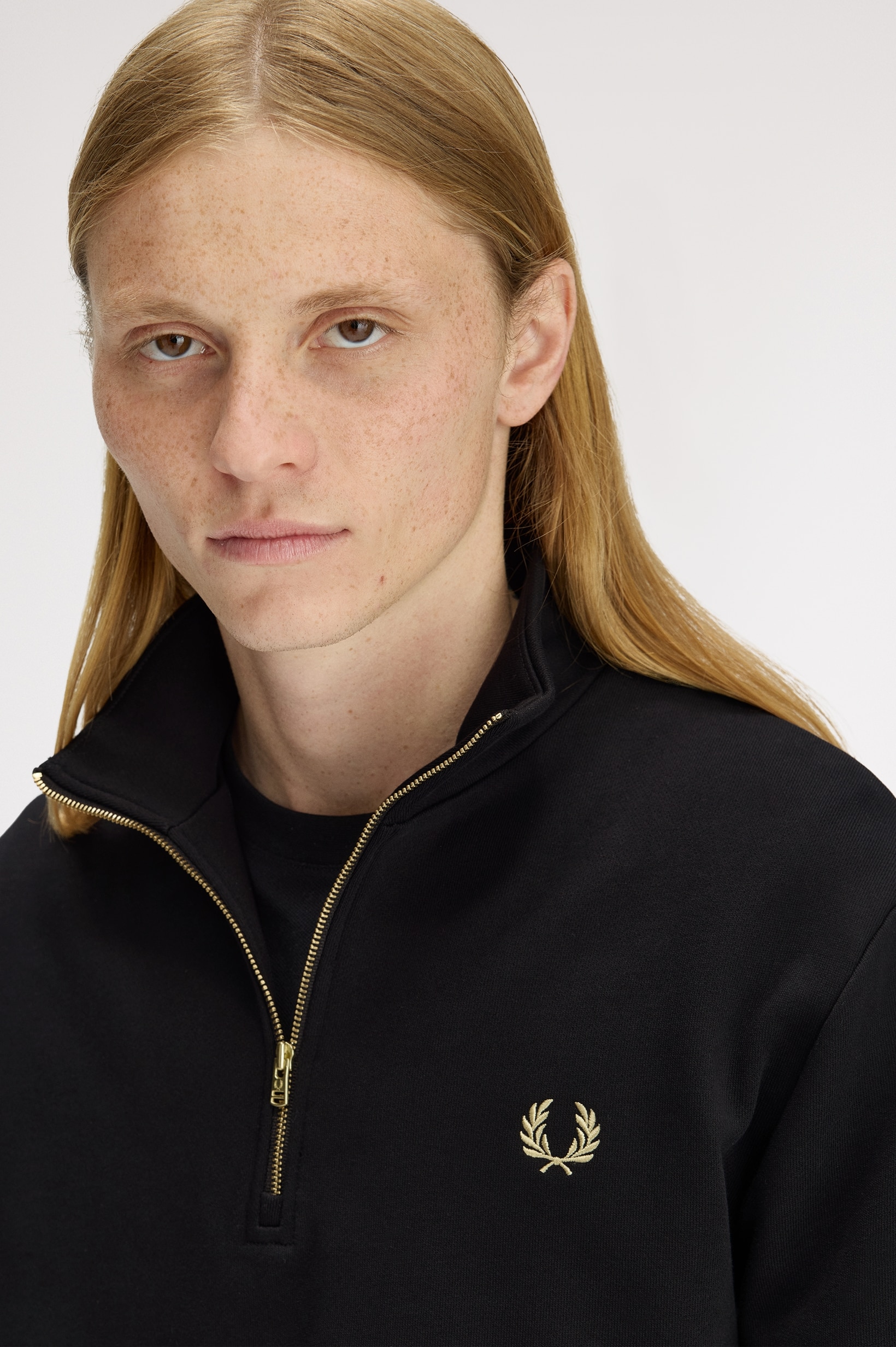 Sweatshirt em Algodão com Fecho Preto-2