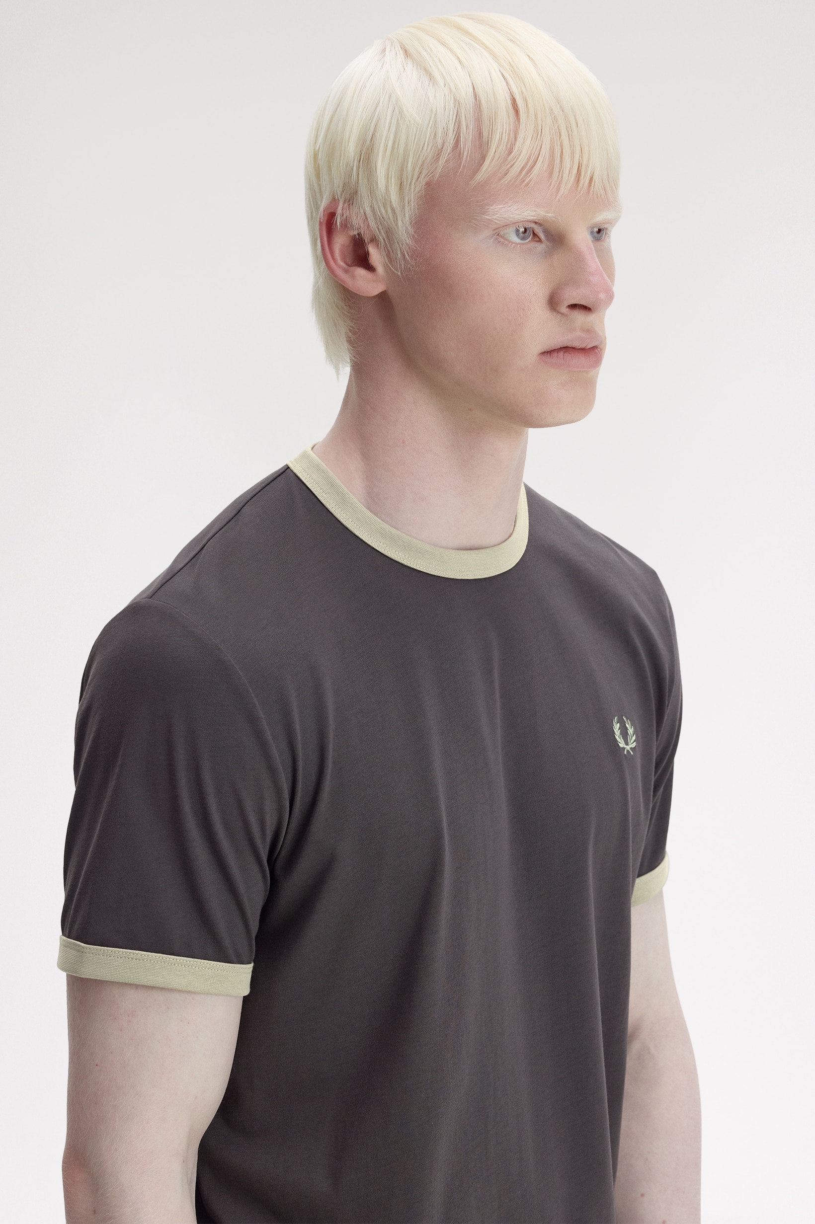 T-Shirt 'Ringer' Cinzento-escuro-2