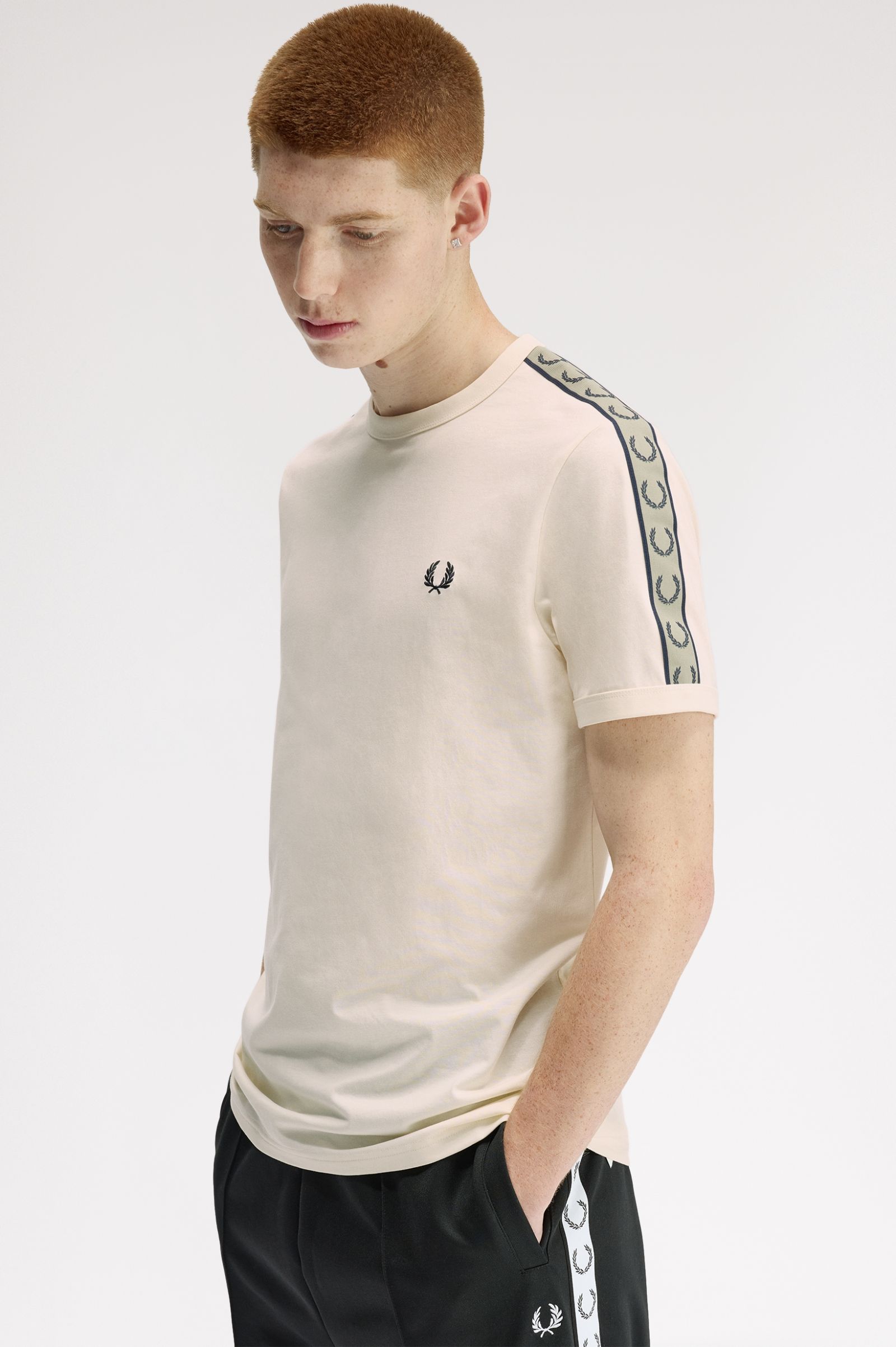 Imagem 0 de T-Shirt 'Contrast Tape Ringer'