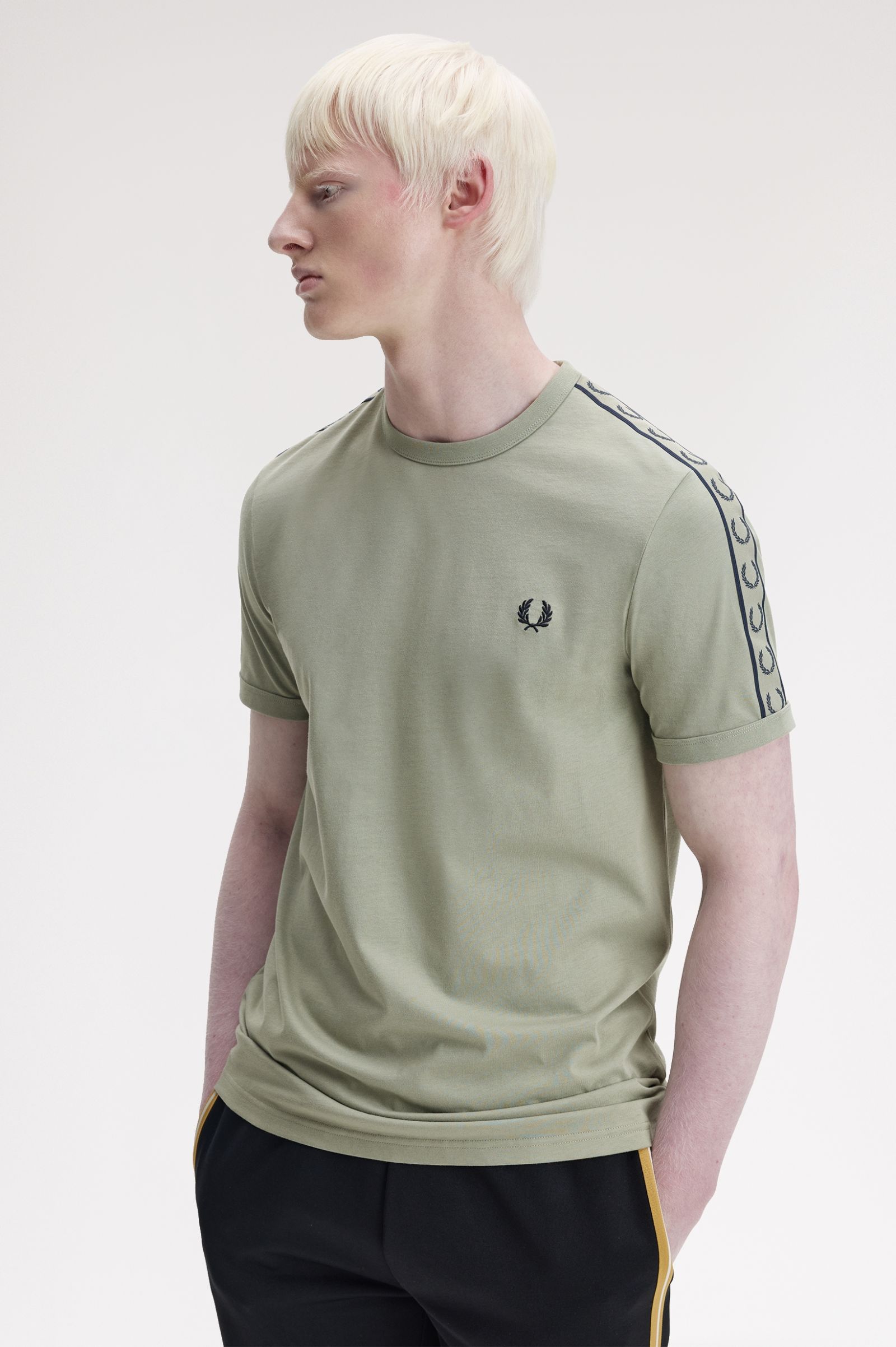 Imagem 0 de T-Shirt 'Contrast Tape Ringer'