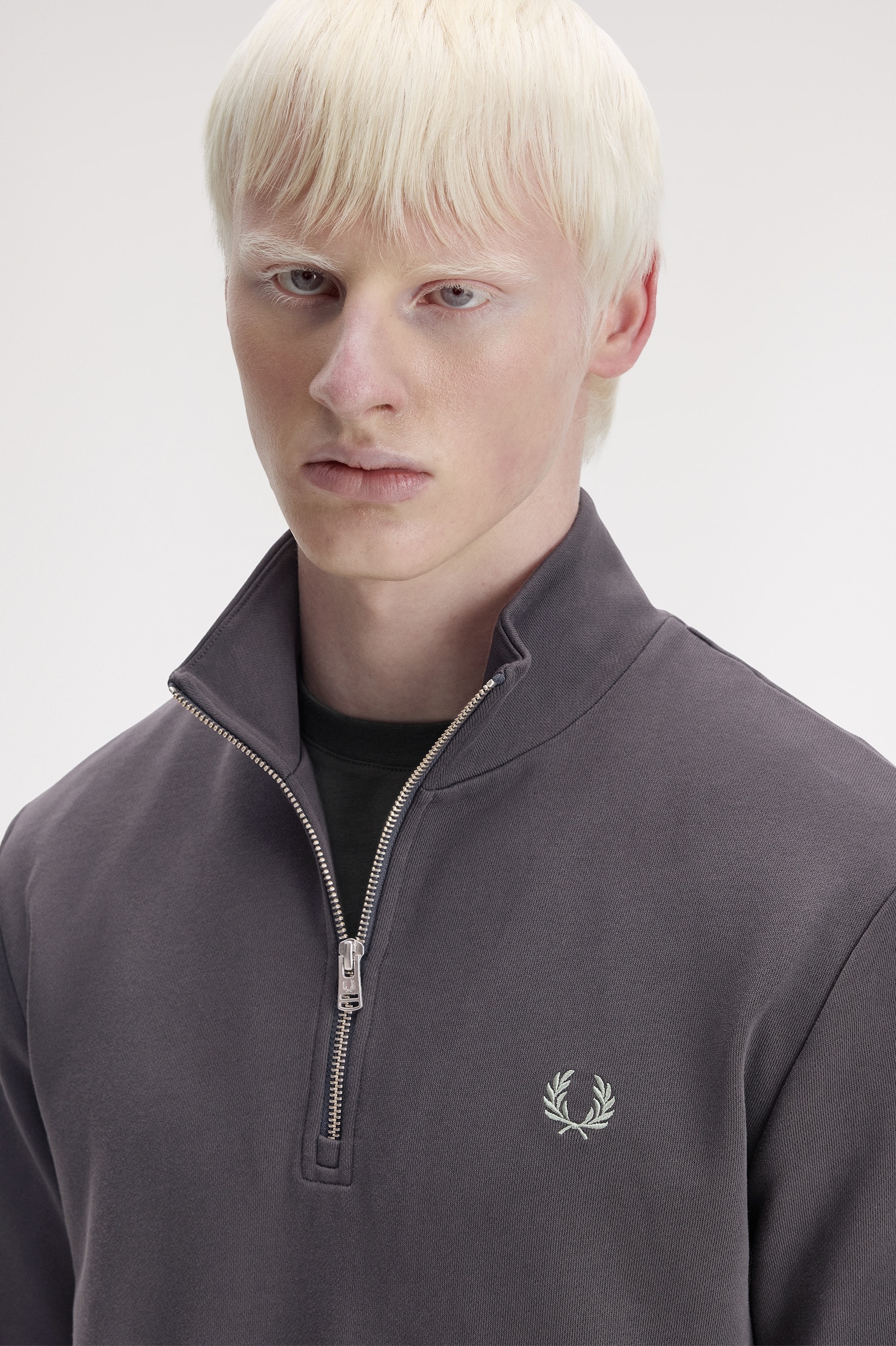 Sweatshirt com Fecho de Correr Cinzento-escuro-3