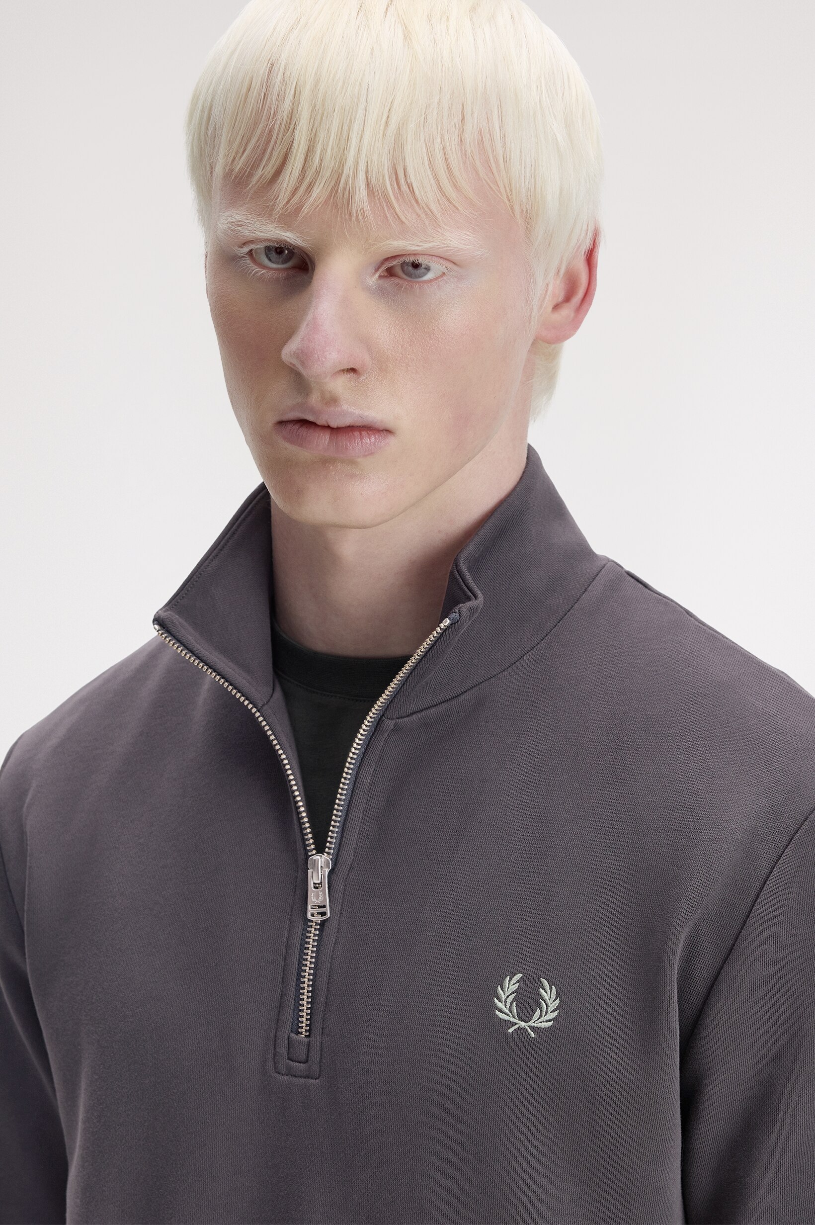 Sweatshirt com Fecho de Correr Cinzento-escuro-3