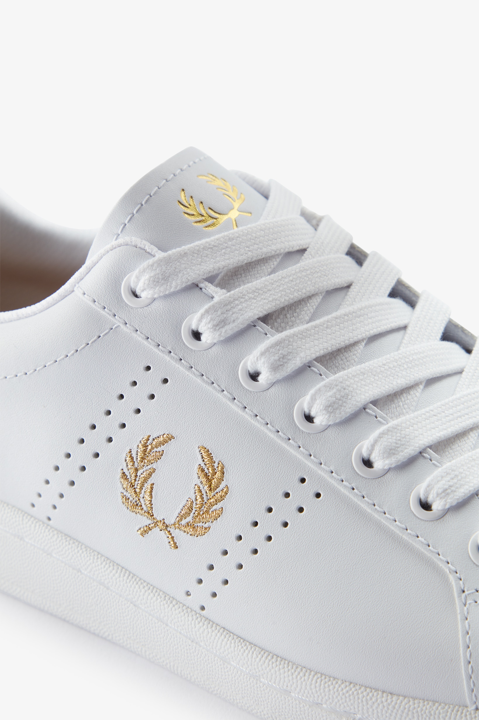 Sapatilhas Unissexo 'B721' em Pele Fred Perry Branco-6