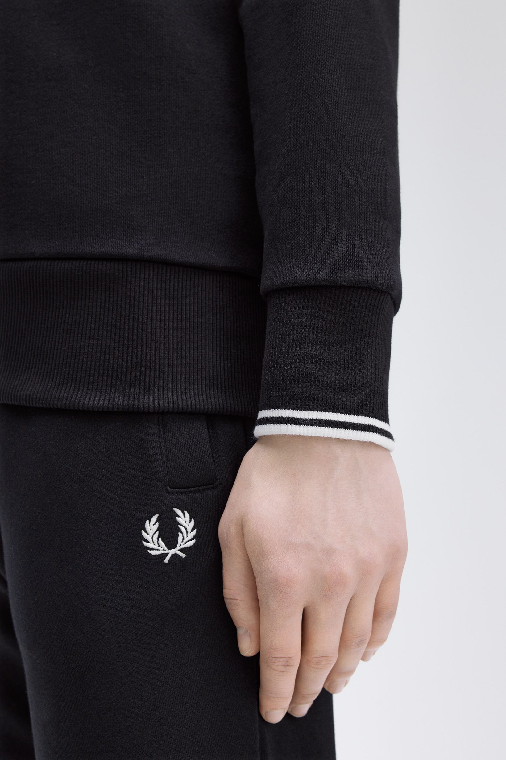 Sweatshirt Gola Redonda Preto-2