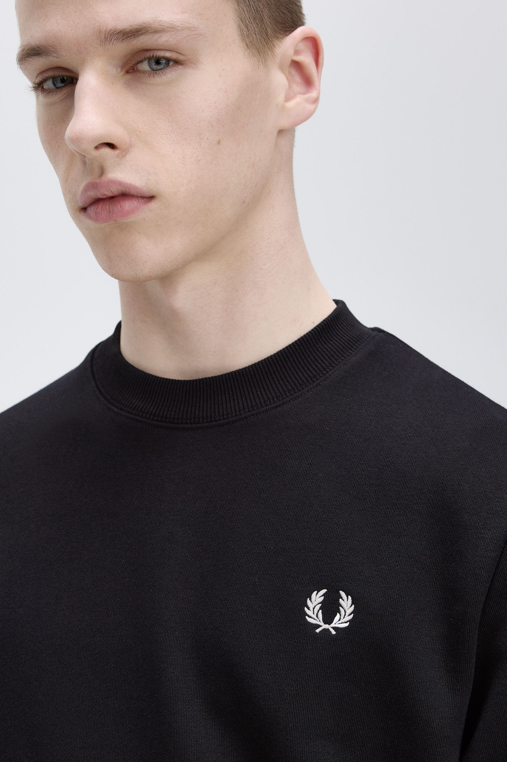 Sweatshirt Gola Redonda Preto-3
