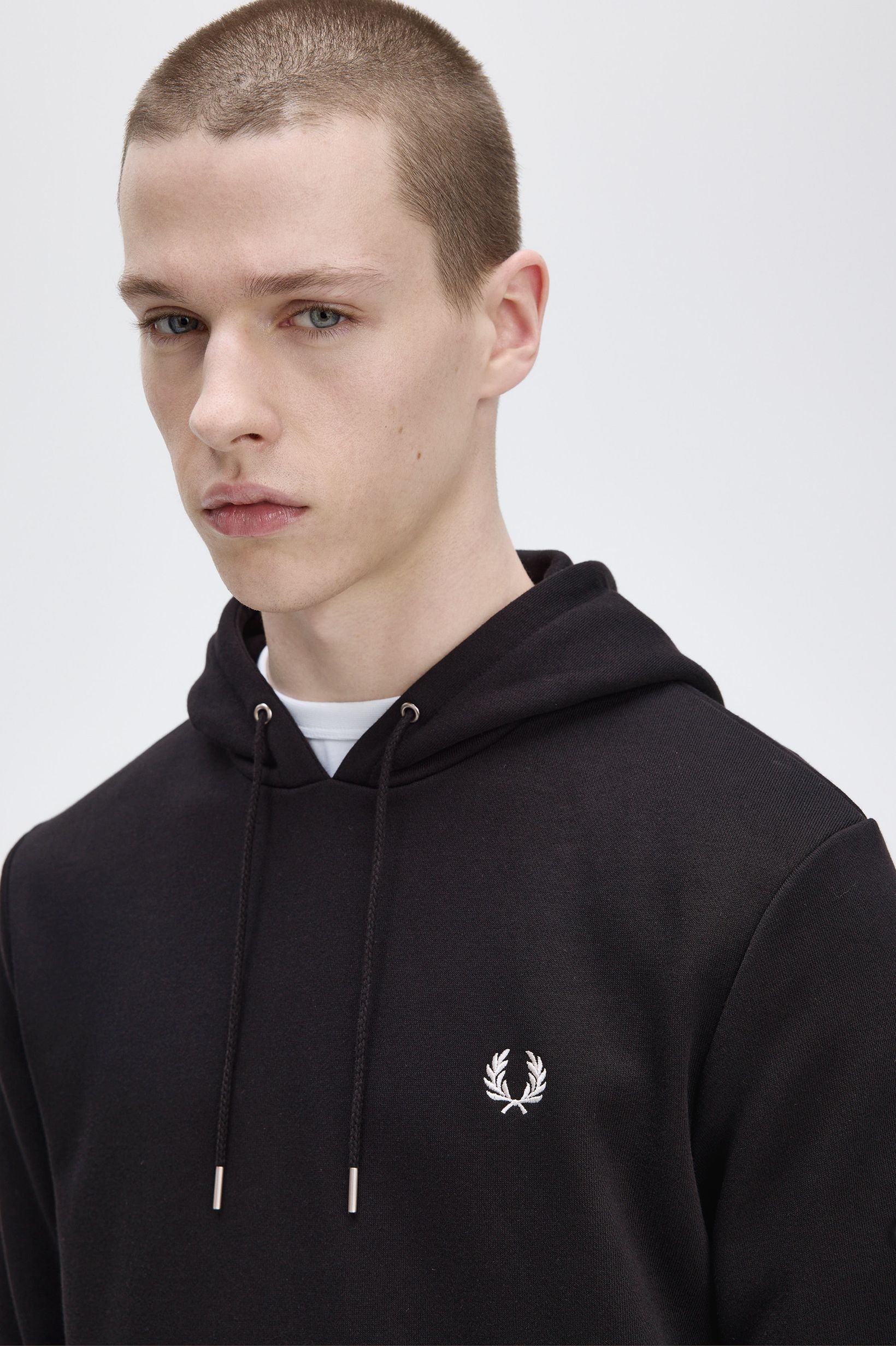 Sweatshirt com Capuz Preto-3