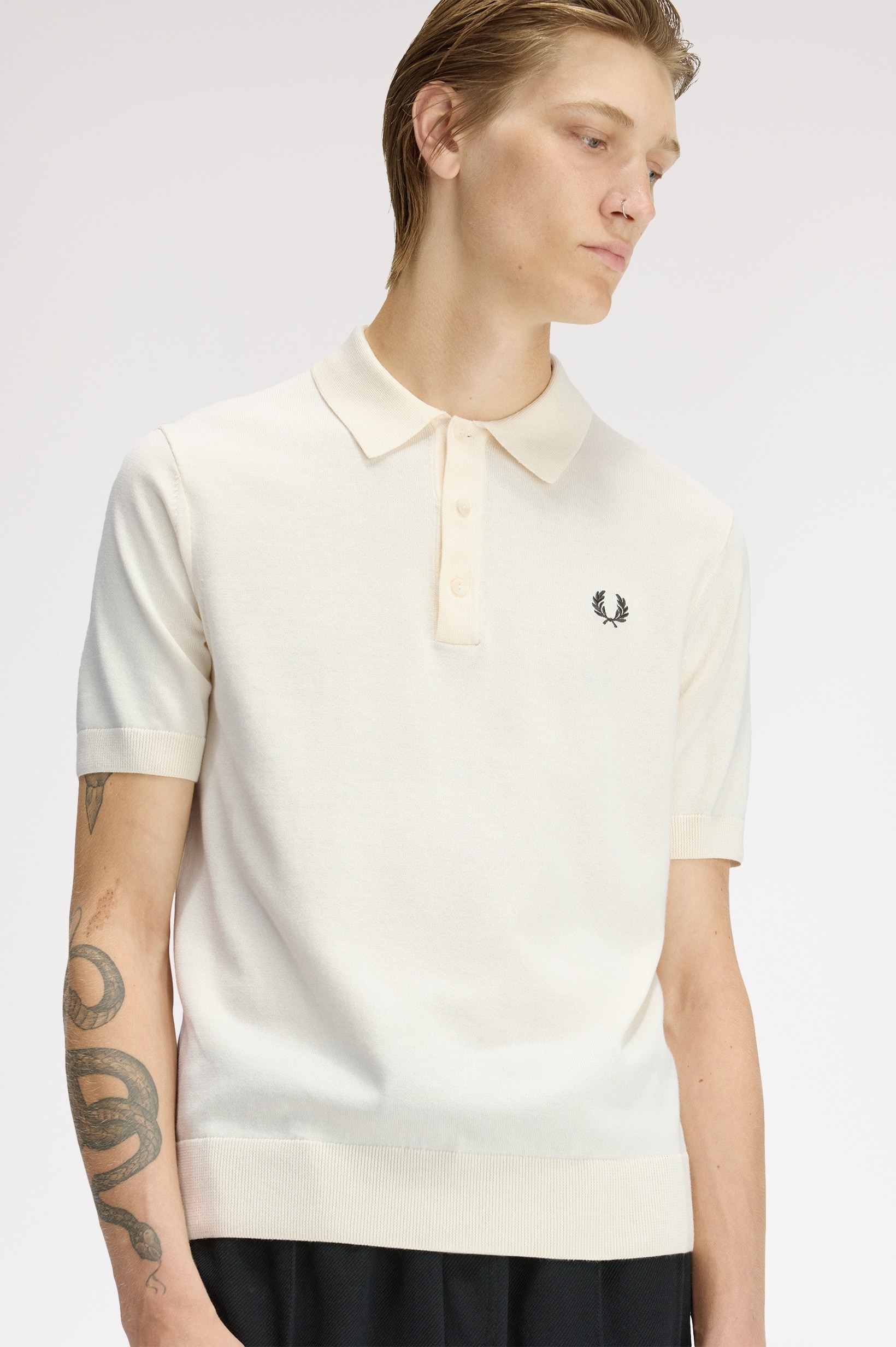 Polo em Malha de Algodão Cru-1