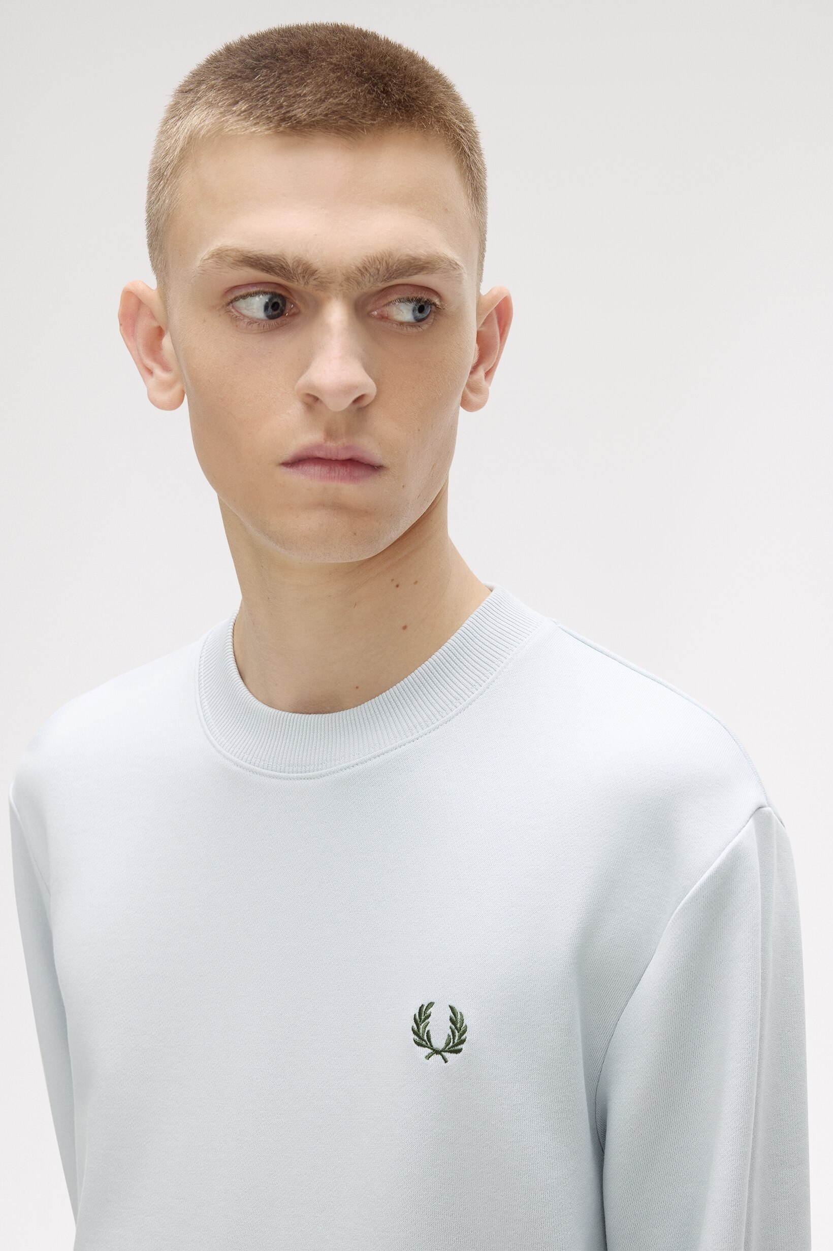 Sweatshirt Gola Redonda Azul-claro-2